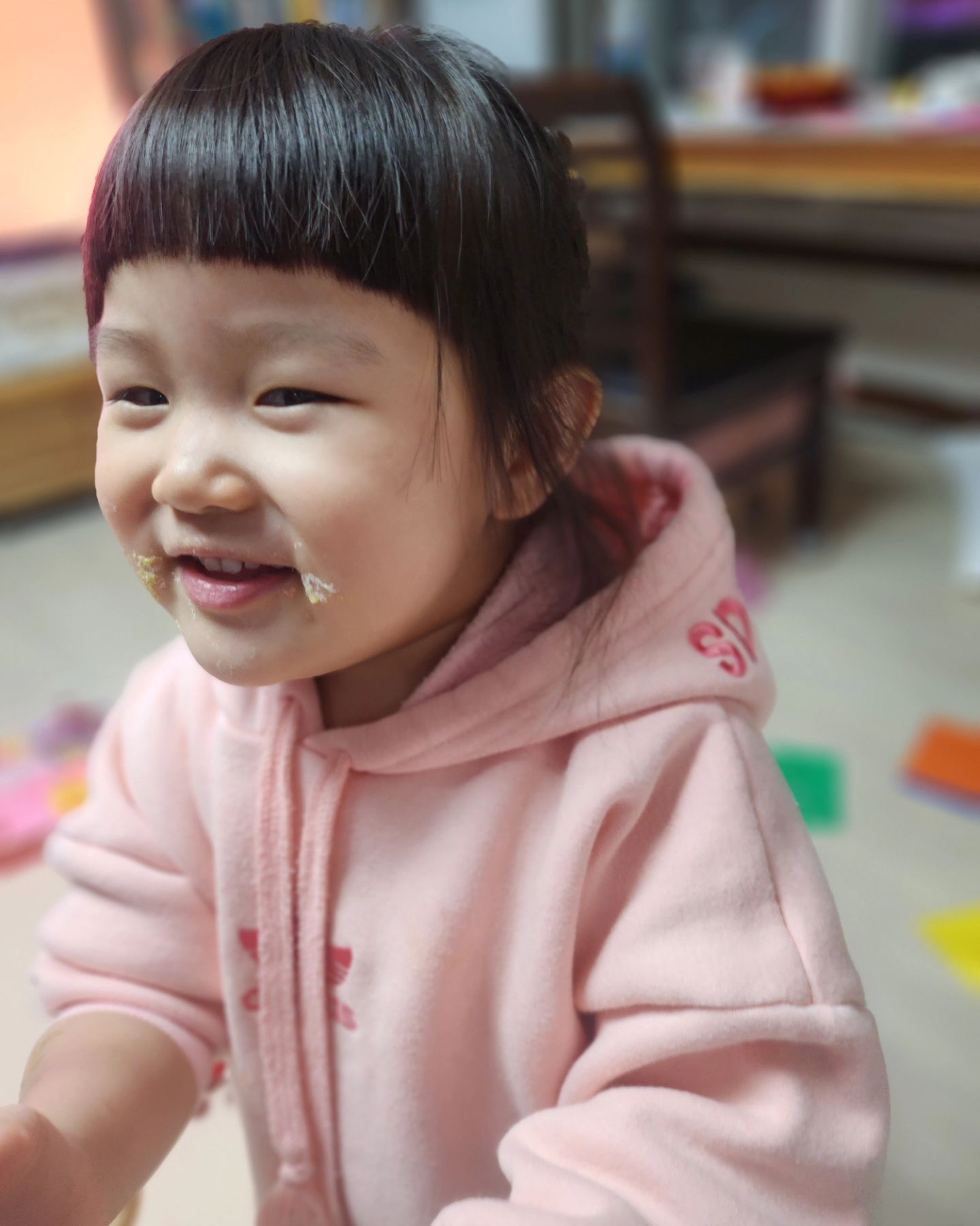 #👶 
-
찍으니까 일부러 거꾸로 말하는 장꾸!!! ㅋㅋㅋㅋㅋ

-
#아빠핸드폰번호는?
#비밀이랰ㅋㅋㅋ모르면서
#지난피드기록중 
#우리집보물님💕