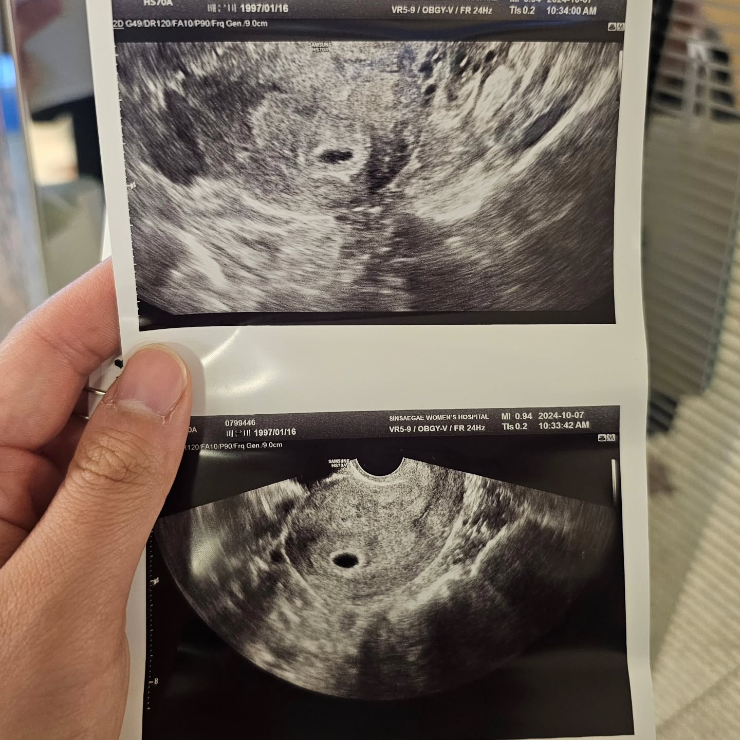 에잇 모르겠다. 이른감이 있지만...
이미 남편이 만천하에 공개했으니 나도 임밍아웃ㅋㅋㅋ❣️
잘 지내보자 둘째야❤️

#임밍아웃👶🏻♥️ #동생생김 #다시임산부모드 #둘찌맘