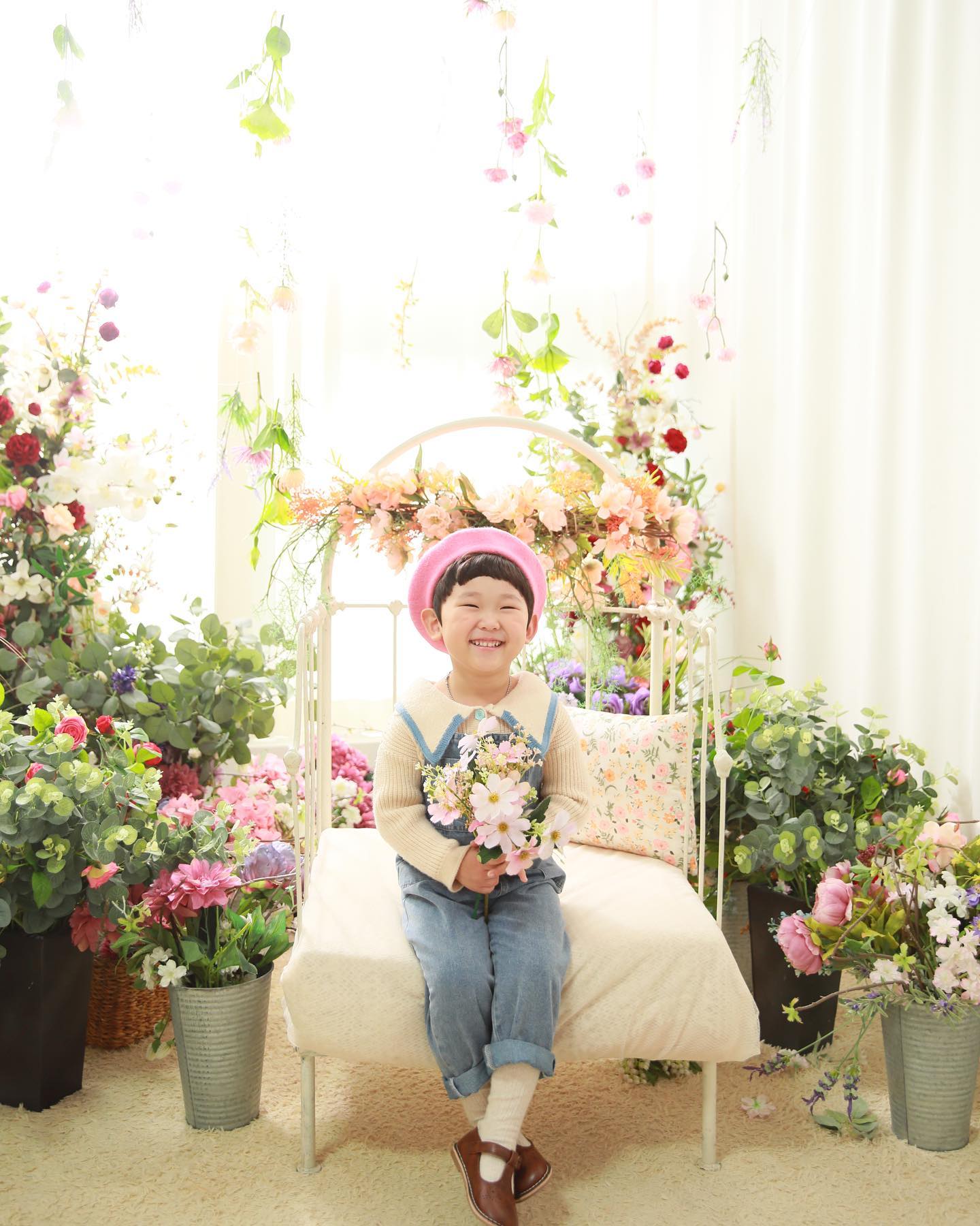 #1500일❤️
⠀
울 아들 1500일이였네😄
엄마빠가 많이 사랑해❤️
우리 똑똑이 건강하게 크자🤗
⠀
⠀
⠀
⠀
⠀
⠀
⠀
⠀
⠀
⠀
⠀
#230823 #1500일아기 #잘자라줘서고마워❤️ #내첫째아들 #우리집장남❤️ #우리집장꾸❤️ #우리집사랑둥이❤️