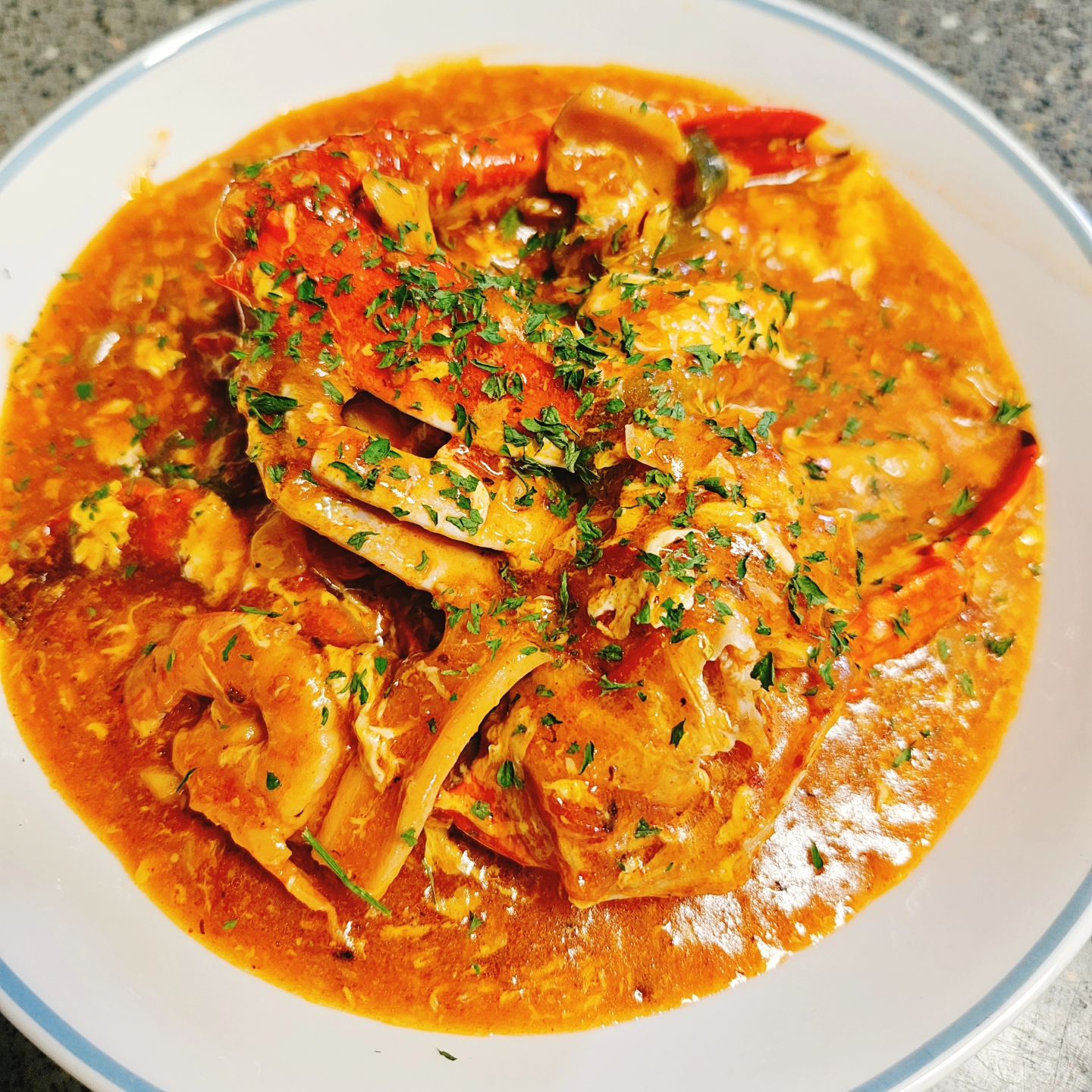 🇸🇬싱가포르 🦀칠리크랩!
사온 소스로 요리 함👩‍🍳
오호...😯이론...😳🥺🥹맛있다.😋

#싱가포르칠리크랩만들기 #싱가포르칠리크랩 #싱가포르칠리크랩소스 #싱가포르요리 #주말요리 #주말요리사 #칠리크랩🦀 #칠리크랩 #집요리 #집요리그램 #홈쿡