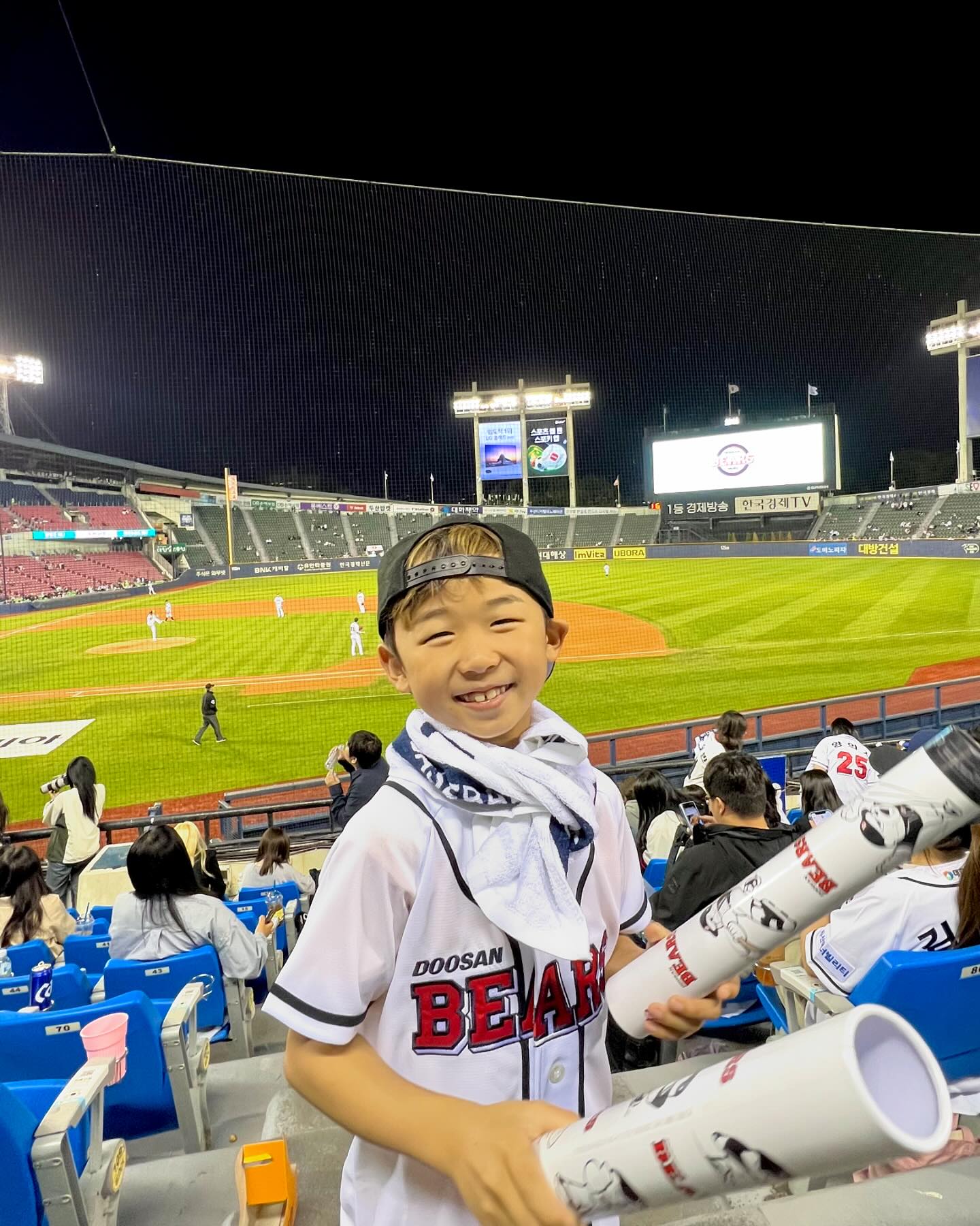 지호네 급! 야구장⚾️
오랜만에 왔는데 너무 즐겁네🤪🎶