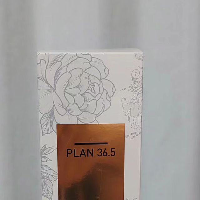 황기린 on Instagram: "#협찬 [플랜36.5] . 플랜트 셀 릴랙싱 바디스크럽 제품을 소개합니다 제약사에서 연구한 자연원료를 담은 각질케어 스크럽 특허성분 BL-FILL UP 성분으로 피부탄력 증진 식물
