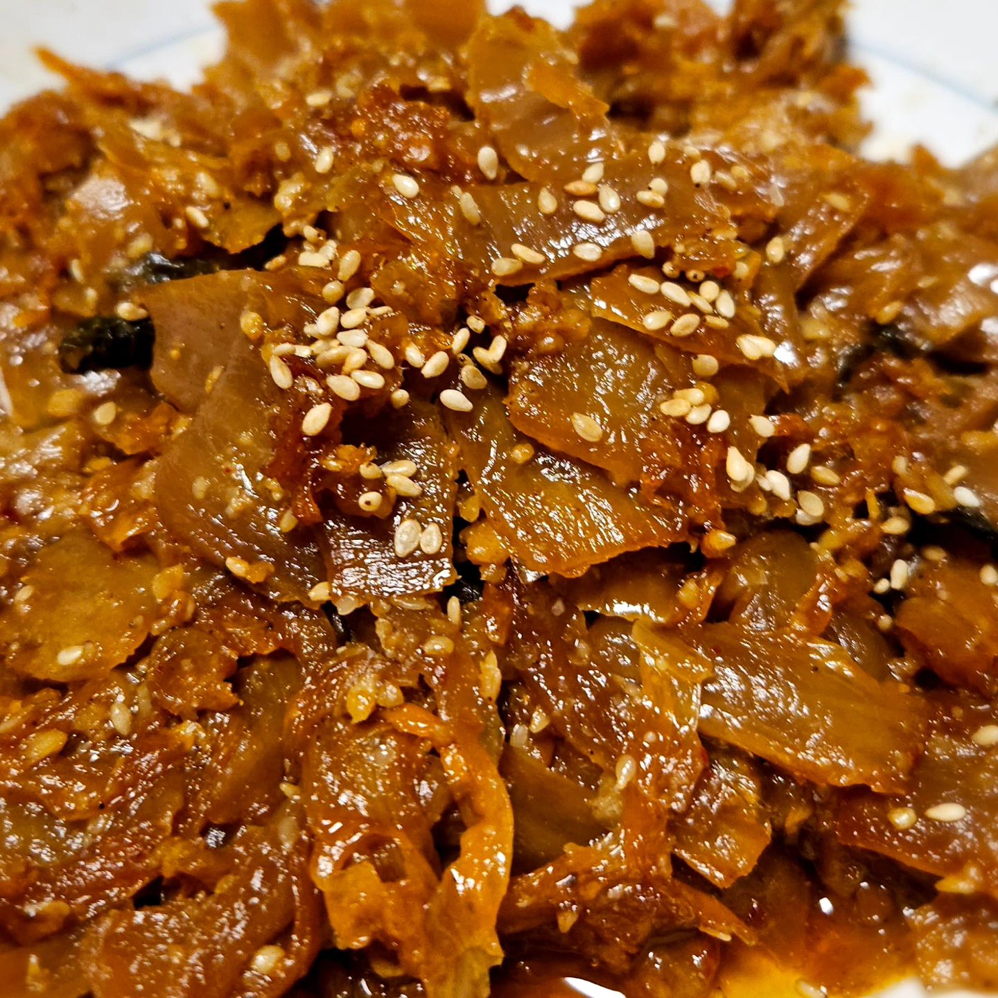 새해🌄부터 엄마표 반찬으로 밥🍚🍚 두그릇 뚝딱
사랑해요 엄마💕💕💕

#엄마표음식 #엄마표 #엄마표반찬 #엄마꼬막무침 #꼬막무침 #엄마표계란말이 #계란말이 #엄마김치볶음 #김치볶음 #묵은지볶음 #저녁밥 #저녁요리 #저녁반찬 #저녁그램 #저녁스타그램