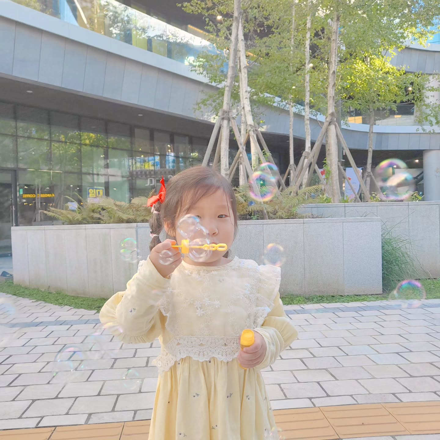 지금처럼 이쁘게 좋은일만 있도록 엄마가 도와줄게ಇ( ˵ᐛ ˵)ಇ