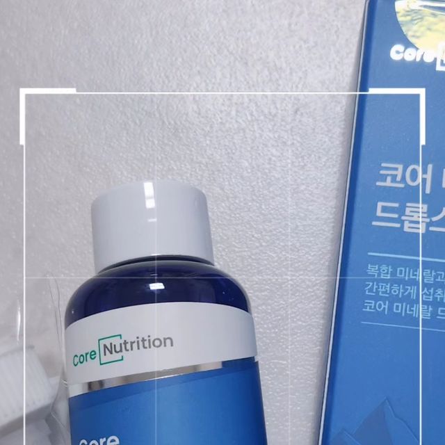 きしま._.みお on Instagram: "🩵[미네랄워터 추천]: 코어 미네랄 드롭스💙 Core Mineral Drops💧 코어 미네랄드롭스는 국내 최초 드롭형(뿌려먹는) 고농축 미네랄로 유명해요:) 미네랄은 인체의 모