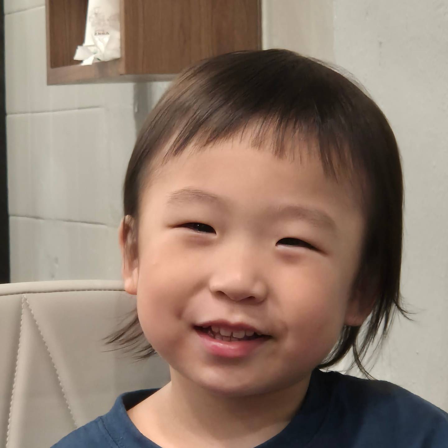 💚

이리보고 저리봐도 귀여워
늘이가 웃으면 엄마도 웃음이 나와

집중할 때 진지한 모습 보면 정말 엄마 아빠 반반 잘 닮았어
#어린이같지만 #29개월차아기
#멋남아이 #이늘
