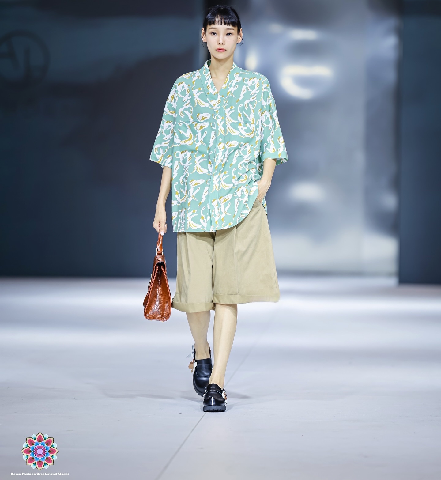 KFCM K-패션모델선발대회🙌

ahhorn.k 
par.lune 
lunecave_official 
inspire__hk 

예쁜옷 입혀주셔서 감사합니다🫶

📷 mir_photo_

kfcm_official.ko 

#kfcm #제1회k패션모델선발대회 #kfcm패션쇼 #한국크리에이터앤모델협회 #모델대회 #외부모델 #모델 #런웨이 #패션쇼 #model #아혼 #파룬 #룬케이브 #인스파이어HK