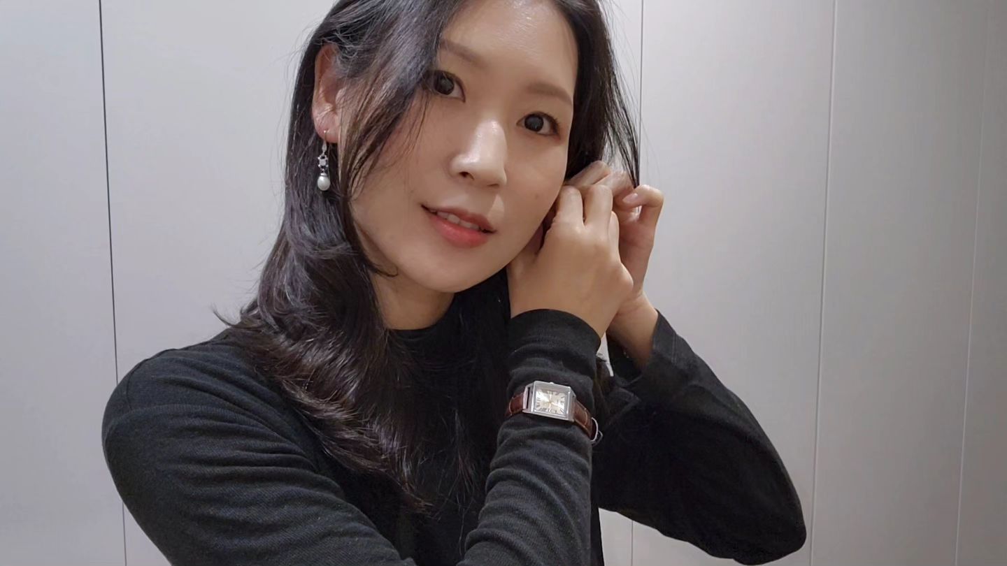 최근 일상 모음.

저는 요즘 책 읽고 운동하고.
하루하루 충실하고 평화롭게 지내고 있어요. ㅎㅎ

요즘 취미로 발레를 하고 있는데요,
내 몸이 내 의지로 컨트롤되는게 아니라는걸
뼈저리게 느끼고 있습니다. ㅋㅋ