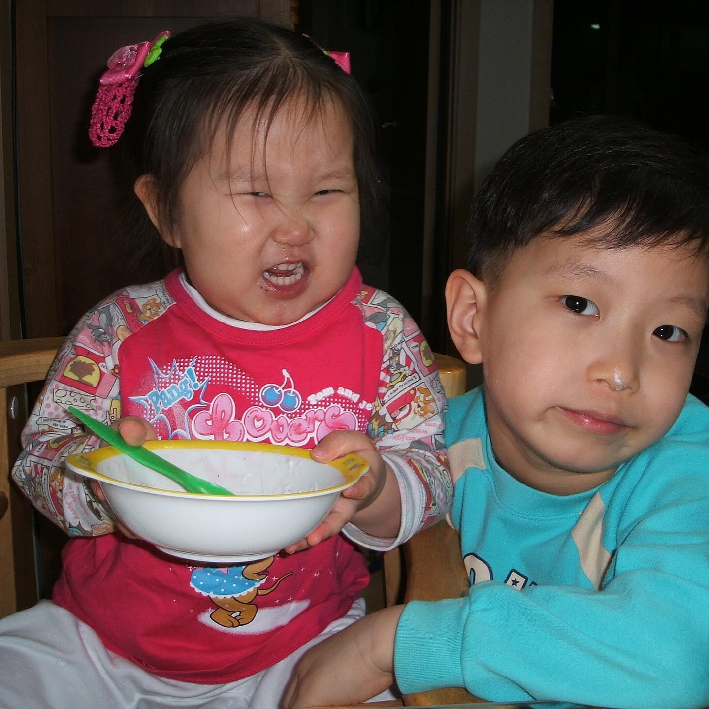 요플레 한 그릇만 더 주이소!

#baby #육아 #베이비몬스터