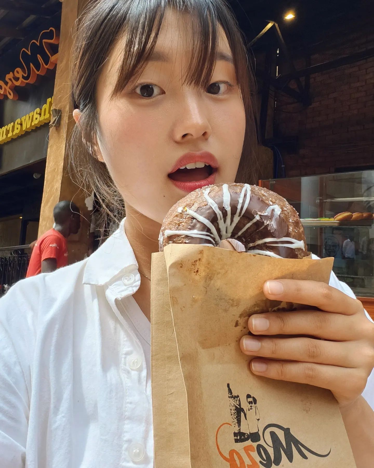 소신발언) 우간다 도넛이 한국 도넛보다 맛있다.

한화 700원도 안함🫢 케밥도 진짜 인생 최고였다🤤
어제는 진짜 꿈같은 하루였다🥹