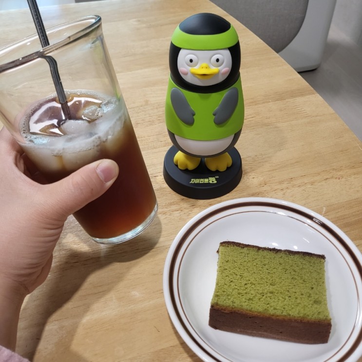 맥널티 아이브루 블랙커피X펭수 공정무역커피 펭수 커피