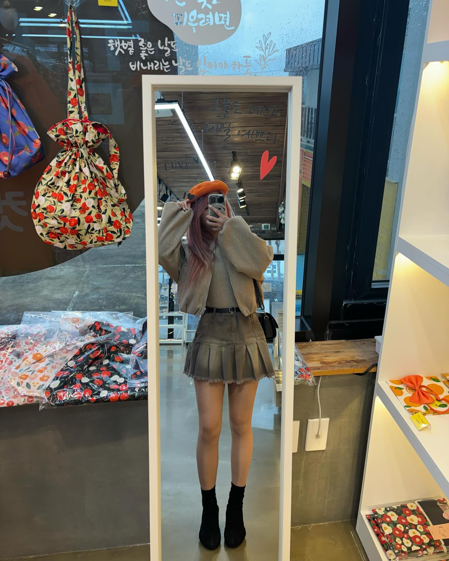 벚꽃 올리려다 임시저장에서 발견한
이제야 올리는 제주도 일상 #daily #OOTD