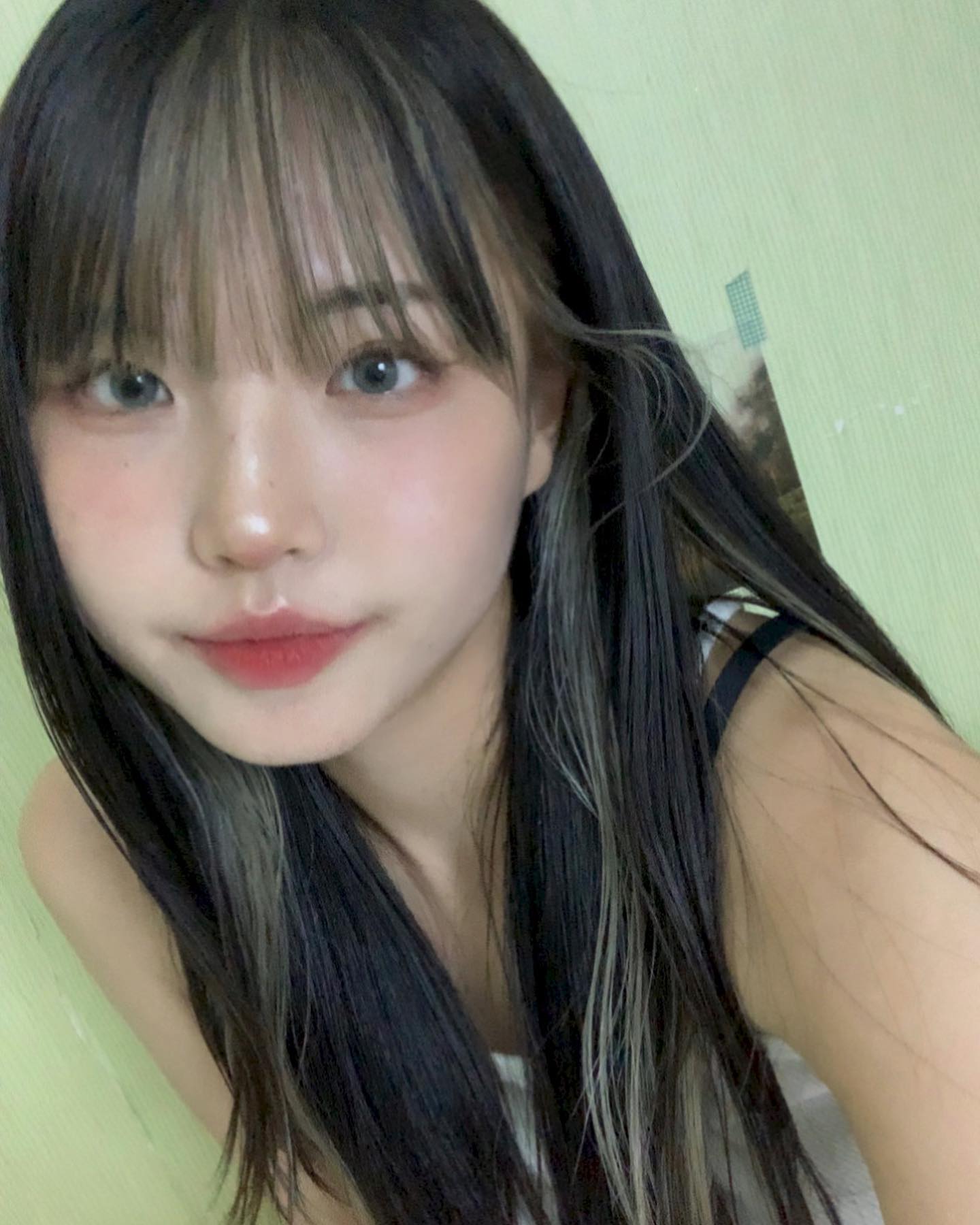 ✮ ★