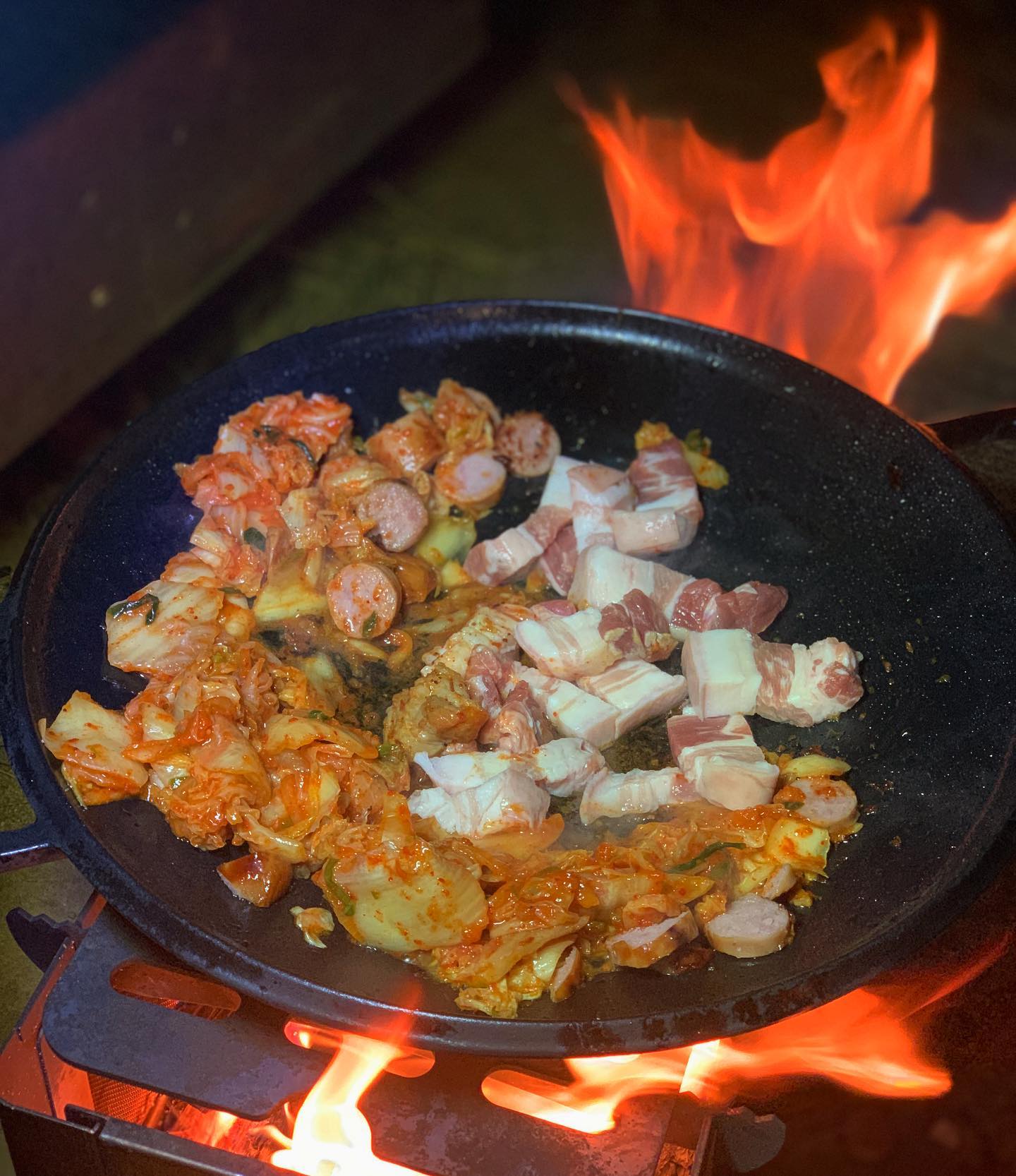 새로운 그리들 장만해서 폭식했다..

아니 요리하는 도구 하나 바꼈다고 이렇게 맛있어질수있나요!!! 🤤🤤