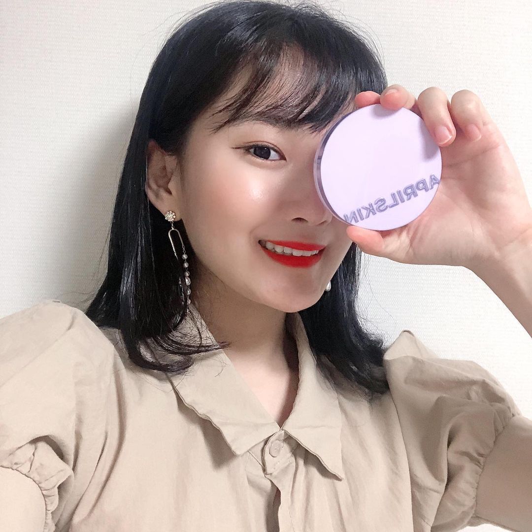 🥝키위새🥝 on Instagram: “#광고 #초슬림쿠션 으로 마스크에 안묻어 나는 #쿠션추천 픽싱오일과 파우더 결합체의 최적의조합으로 마스크에 안묻어나요! .…”