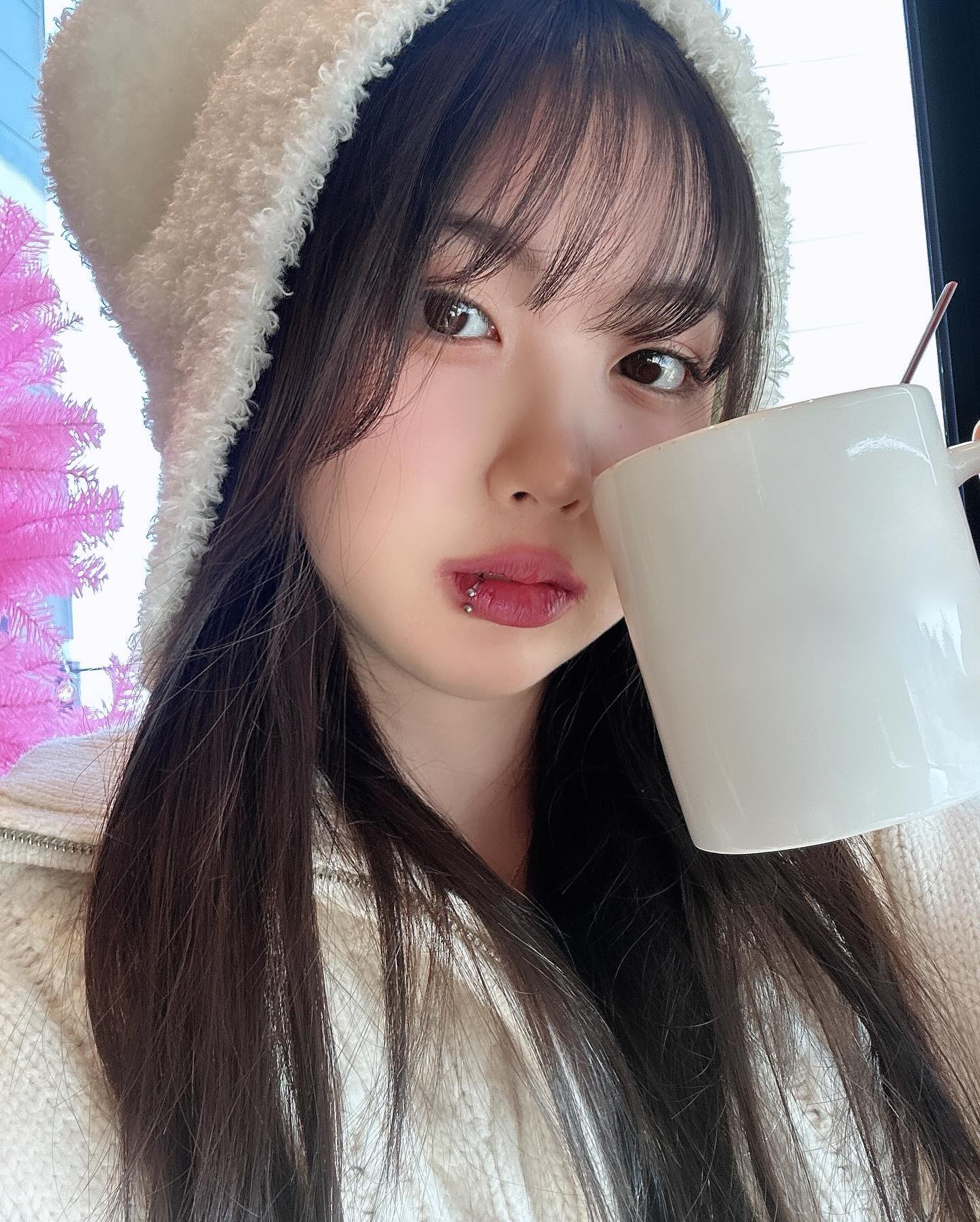 누나 모자 선물 받아따아〜🎁 (*≧∀≦*)