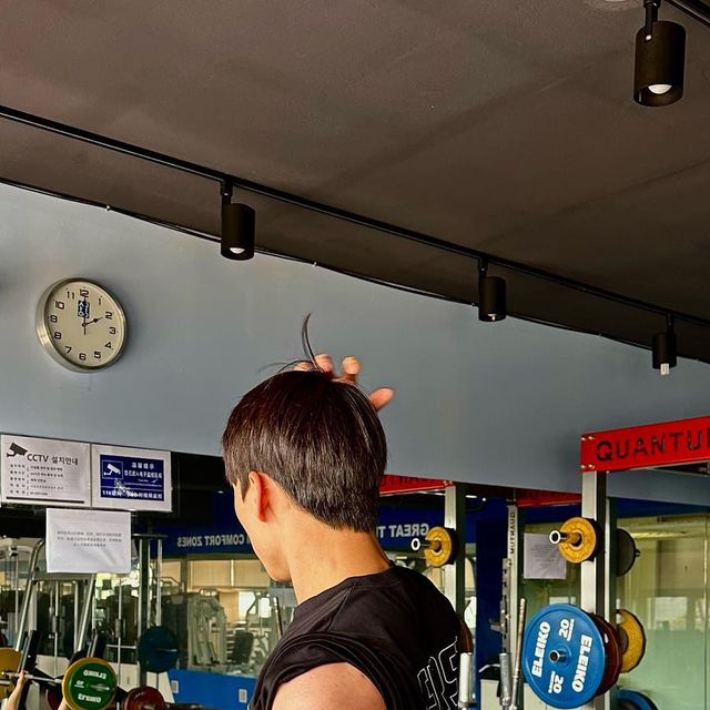 김하늘 on Instagram: "#광고 #쉐이커 #락앤락 #프로쉐이커 #쉐이커보틀 #쉐이커통 #물통 #텀블러 #텀블러추천 #텀블러사진 #운동 #오운완 #일상 #맞팔선팔환영 #좋반 #좋아요반사 #헬스타그램 #헬