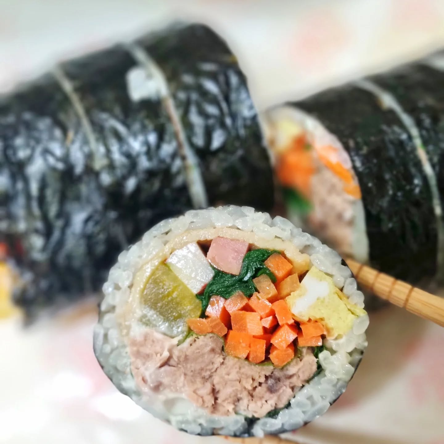 #챈이네
.
.
오늘은 눈 뜨자마자 몸에 썩 도움을 주지 않는🍔🍕🍤🍩
음식들이 땡기는데‼️🫠 맘터 불X4 싸이버거 먹을까
피자를 먹을까 아침부터 행복한 고민중🫰룰루랄라🍺🎼
.
.
#챈이네집밥 #집밥레시피 
#쉬운레시피 #의정부맛집 #햄버거
#참치김밥 #타코야끼 #맥치킨
#맥도날드 #상하이치킨스낵랩
#혼밥메뉴 #메뉴고민 #슈크림붕어빵 
#집밥메뉴 #자취생혼밥 #붕어빵 
#koreafood #foodie 
#집밥 #선팔맞팔