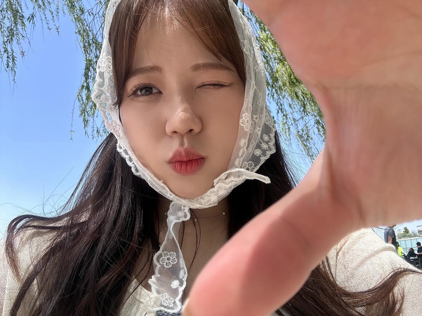날씨 조코🩵

⠀
#셀스타그램 #셀카 #selca #selfie #daily #dailylook #ootd #fashion #dailyfashion #한강 #피크닉 #도시락