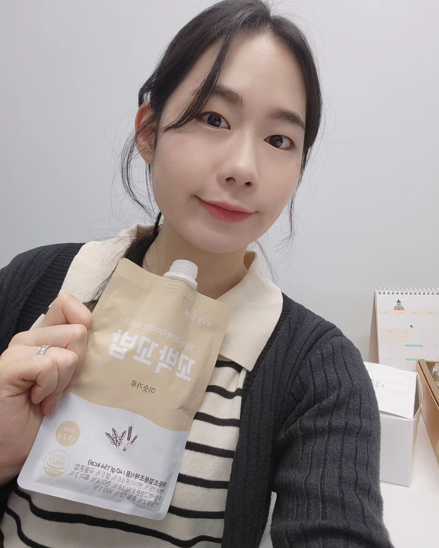 #광고 연휴 내내 엄청 먹었더니 속도 더부룩하고 몸이 무거워진 느낌! 교통사고 당하고 한달동안 운동을 못했더니 더 심해요 ㅠ 이제 다시 운동도 시작하고 단백질쉐이크도 먹어주고 있어요!

저녁시간에 닭가슴살이랑 먹어주면 딱좋은 #꼬박꼬밥 미숫가루맛 단백질쉐이크! 점심이랑 저녁 사이 출출할때 먹어줘도 딱 좋더라구요! 아몬드브리즈 넣어 쉐킷쉐킷 해주면 한끼 든든합니다

#단백질쉐이크 #다이어트 #유지어터 #연휴끝운동시작