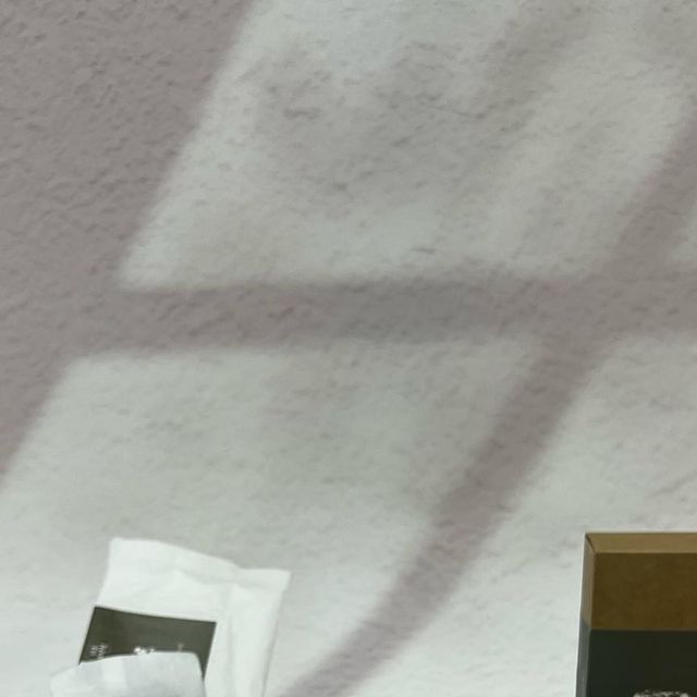 @alice._apple on Instagram: "🧼 #광고 천연 샴푸바를 써보고싶던 찰나에 이콜로피아 샴푸바를 접하게 되었어요~두피관리에 소홀했던 점도 반성했고요😂 단백질샴푸도 써보고 탈모샴푸도 써보고