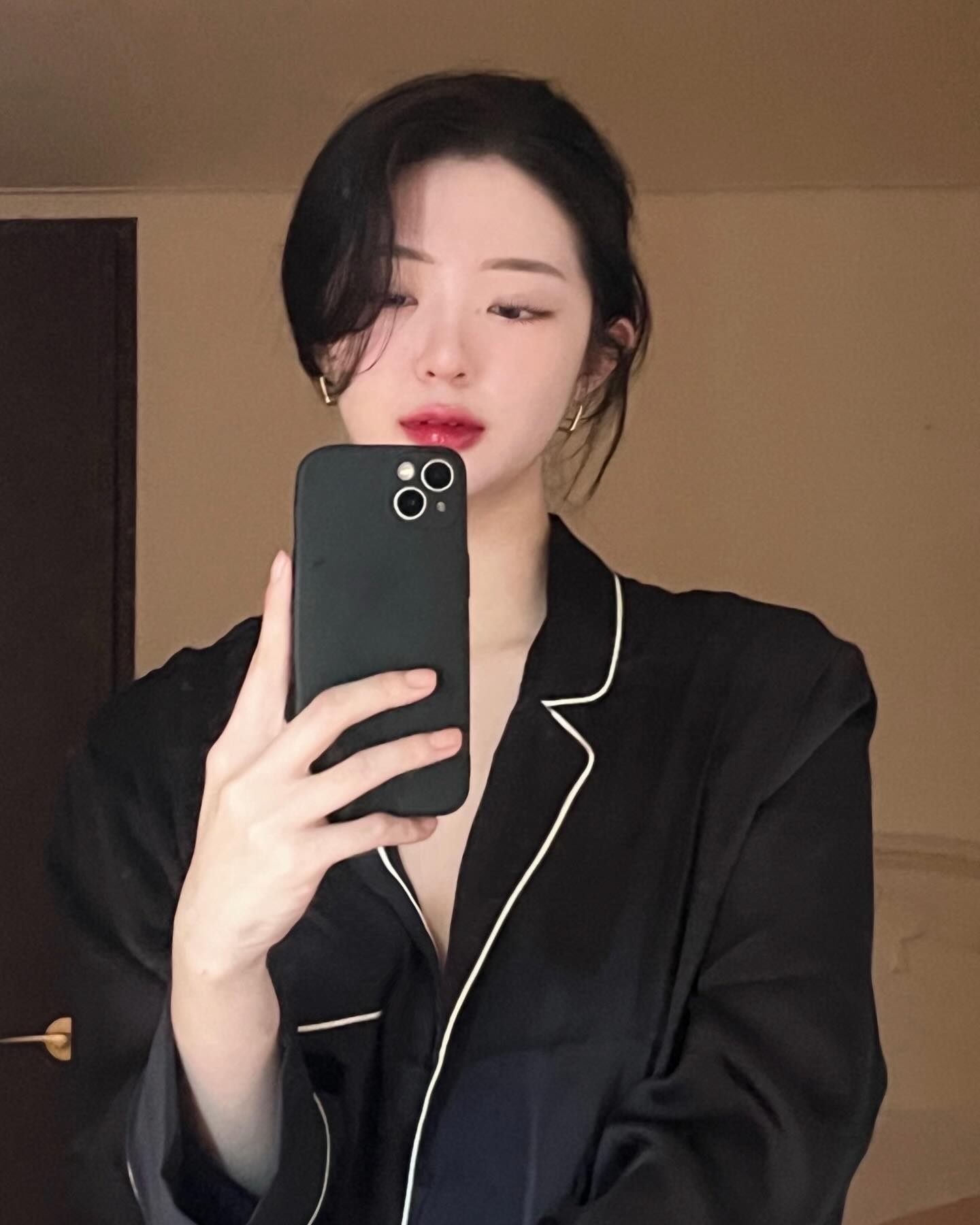 게시물감은 아닌 것 같기도 하고