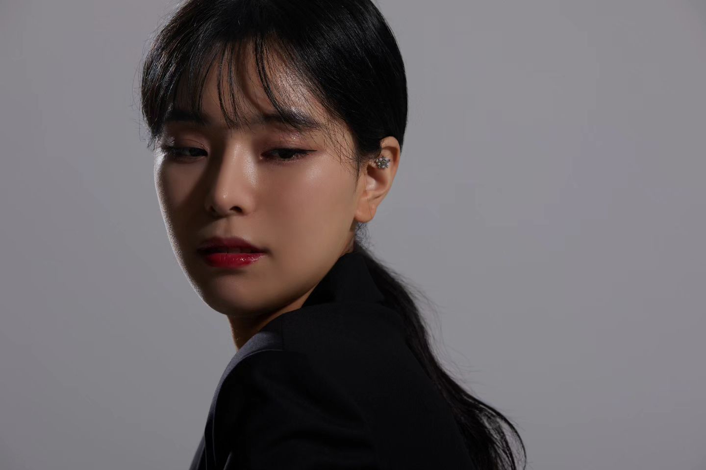 몇번사진이 더 예쁠까 고민하다강
.
.
#배우프로필 #뷰티모델 #광고모델 #스튜디오촬영