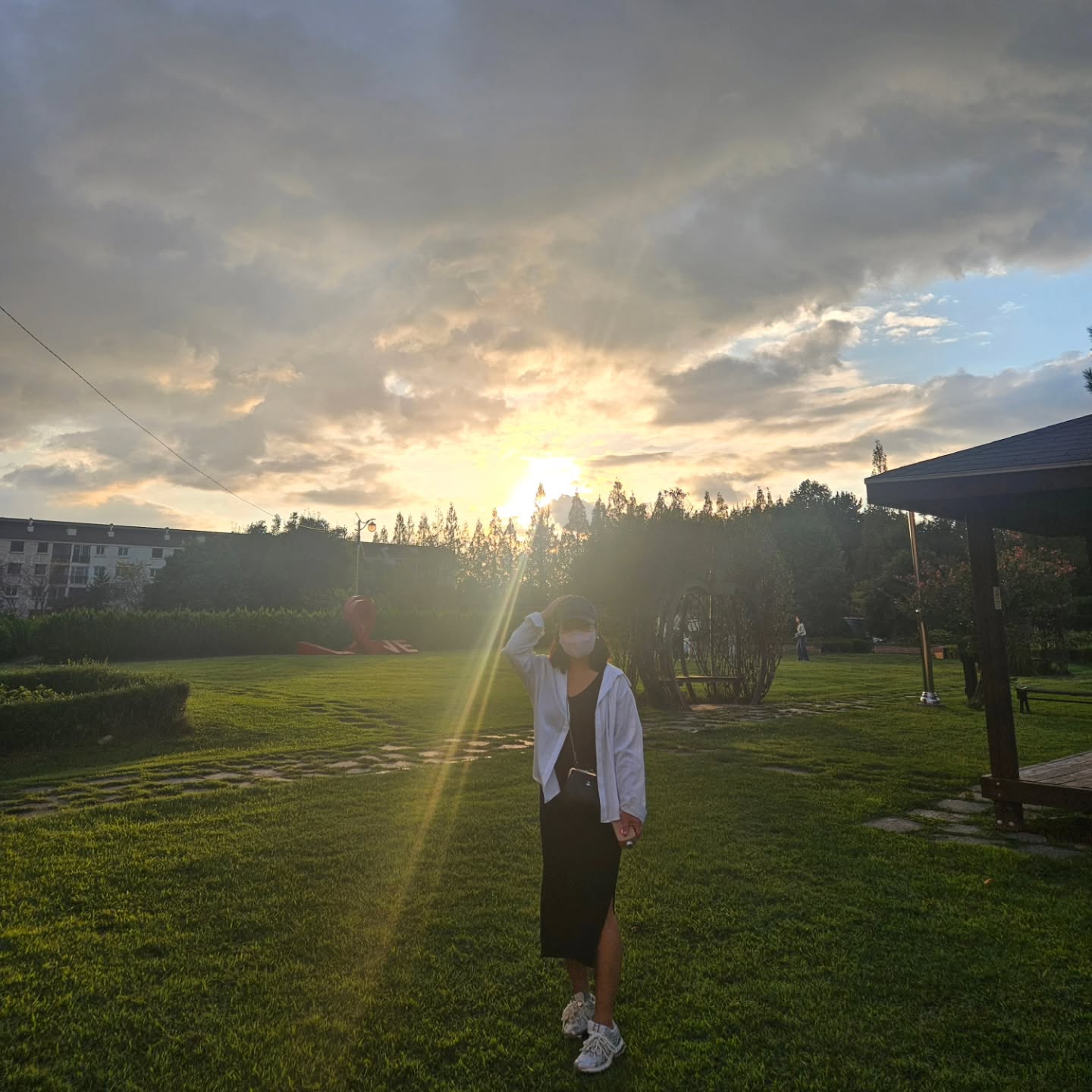 #잘지내고있어요 
ㅡ
우연히만난 
예쁜 가을 하늘 🌅

#슈퍼워킹맘짱밀 
#경상남도 
#하늘미쳤다