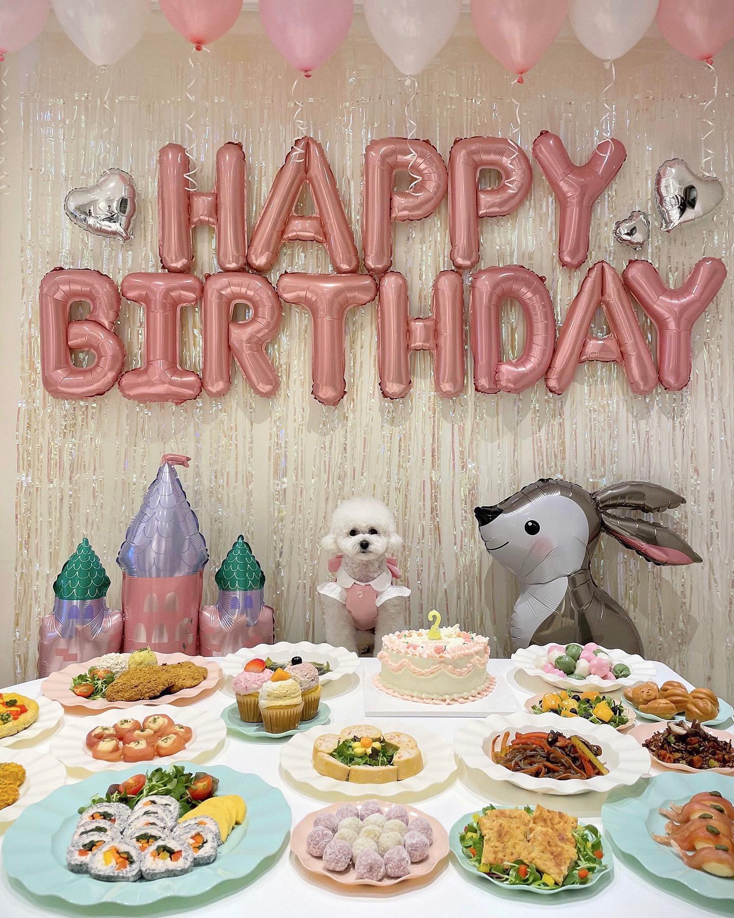 보미 2살 생일 🎂

울 애기는 좋겠다
언니가 댕댕이 간식집 사장이라서 🩷
(이제 말 좀 잘 듣자 제발)

#강아지생일상 #강아지생일파티