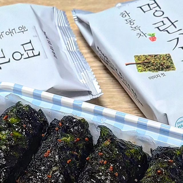 삐그 _ 대구맛집 | 경산맛집 | 여행 | 캠핑 on Instagram: "🎈#협찬 온라인구매 #자연향기 🎈 ✔ 하동녹차 명란김 아이유가 해외까지 들고갔다던 맛도리 명란김 ⭐ 일반 김에 올라가는 소금 대신
