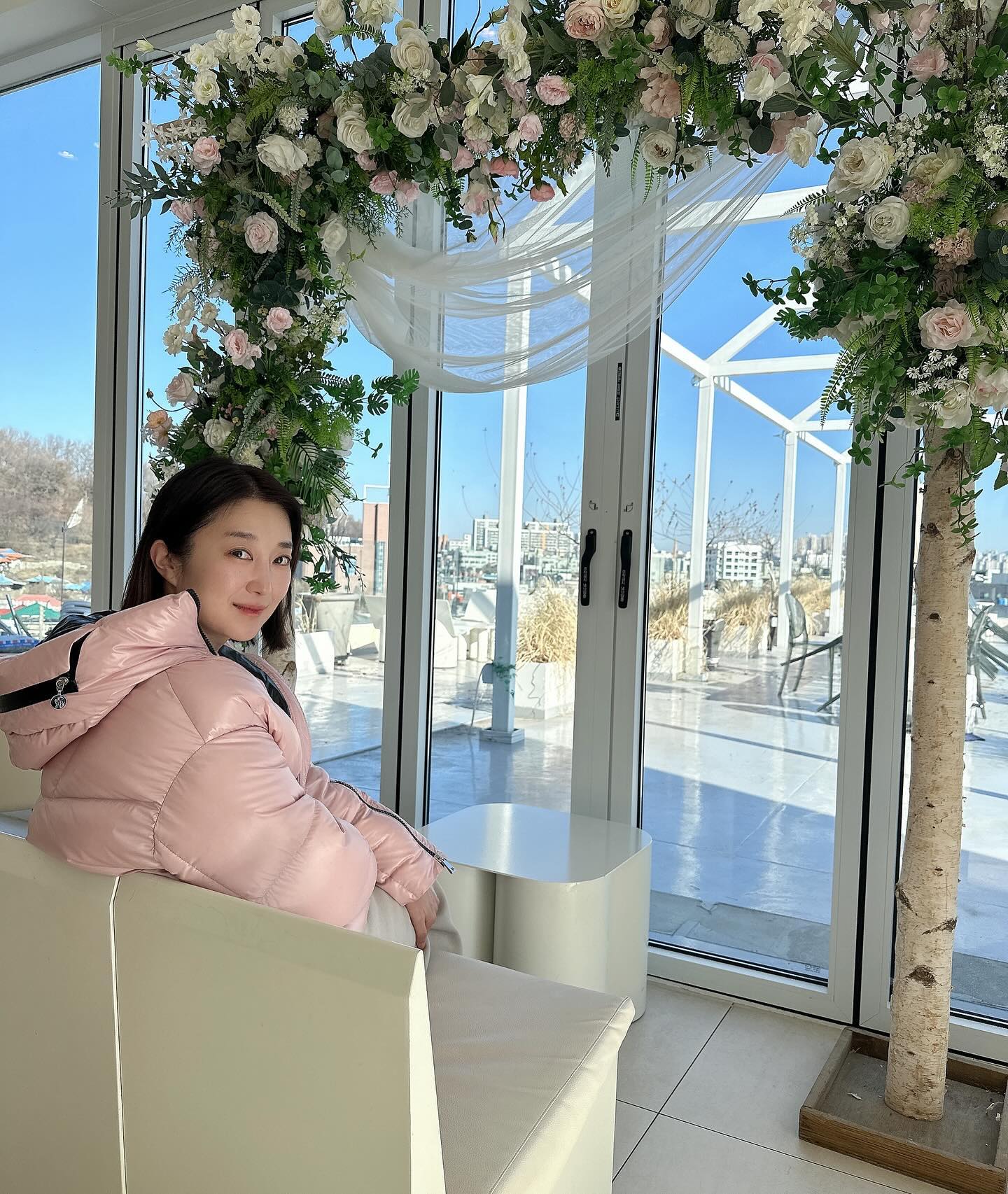 천안 루카페 시그니처라떼👍완죤쵝오
날씨도 좋고 기분좋은 오후😻
#천안루프탑카페 #천안루카페#아인슈페너 #생크림크루아상