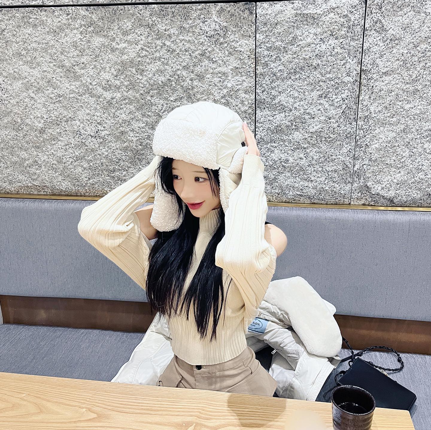 눈나랑 장어덮밥 모그로갈뤵 ??? 🤩 
그니저나 벌써 겨울임니당 ☃️
ଘ(੭*ˊᵕˋ)੭* ੈ✩‧₊˚ 감기조심 ~.~
•
•
•
 #장어플러팅 #히츠마부시맛집 #장어 #맛도리 #힘을내쟙👊