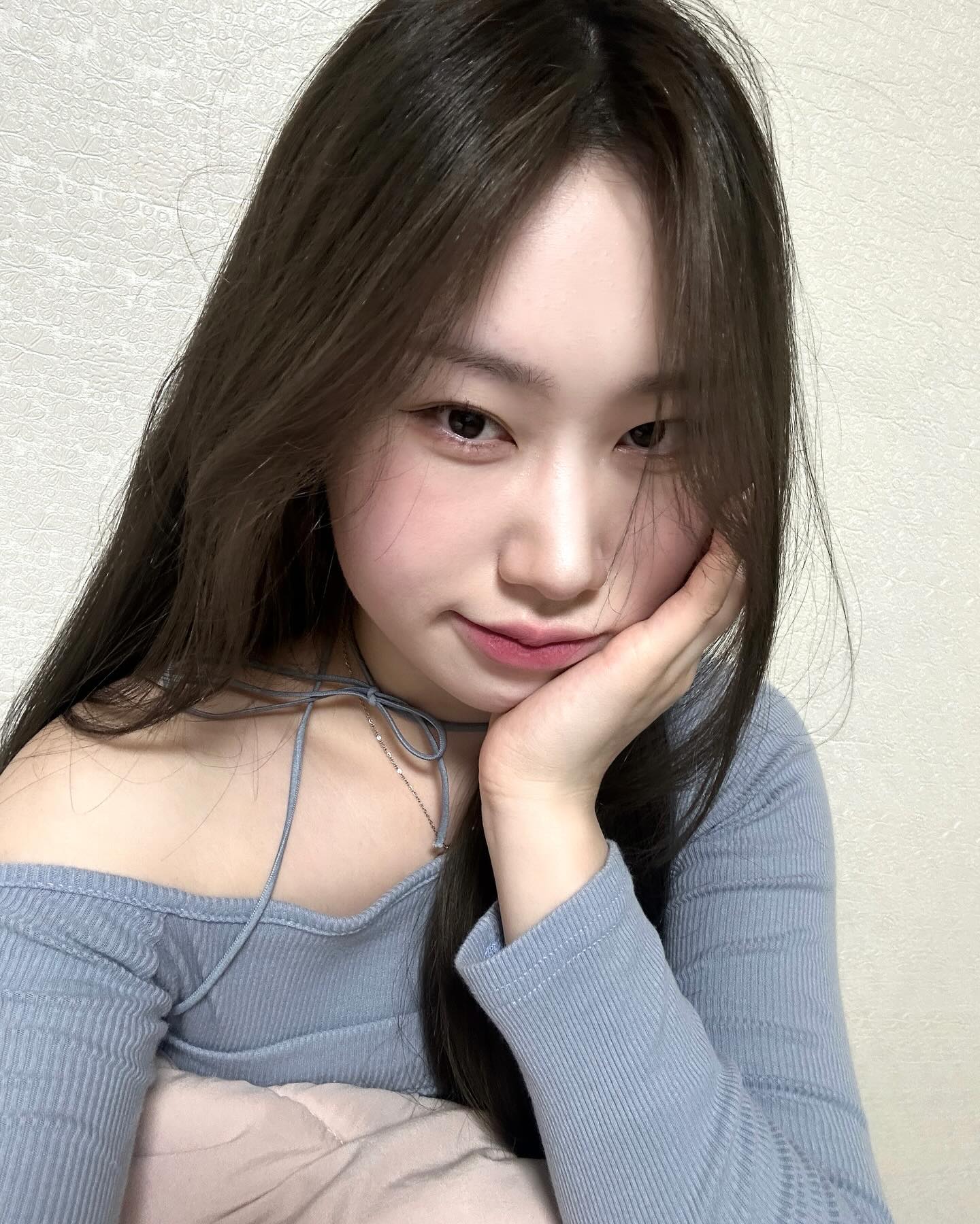 😗
