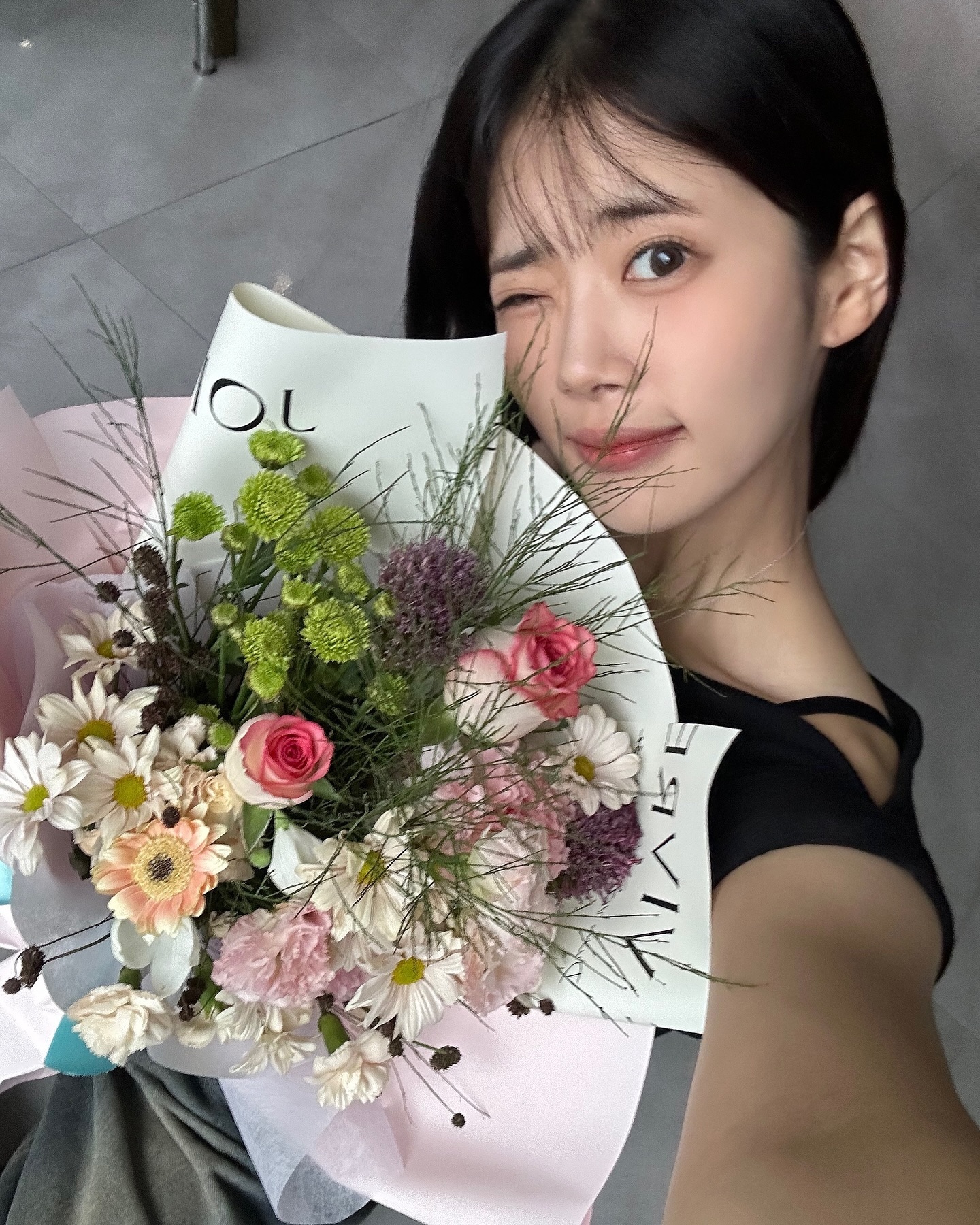 밀린사진을 올려볼까나🫠
이제 진짜 열장 넘게 올라가지는고만~?