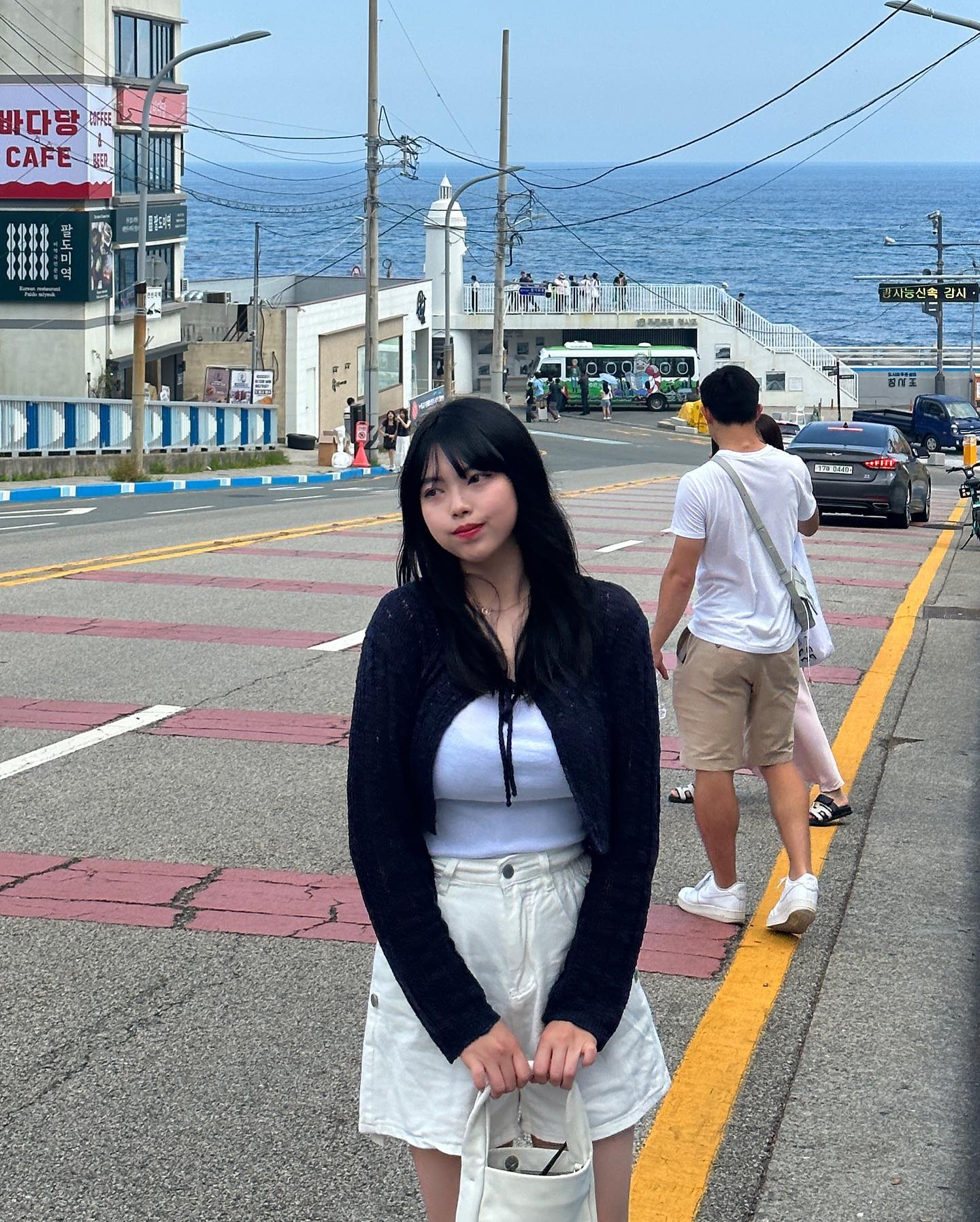 비온다고 했는데 하늘은 파랑파랑 💙