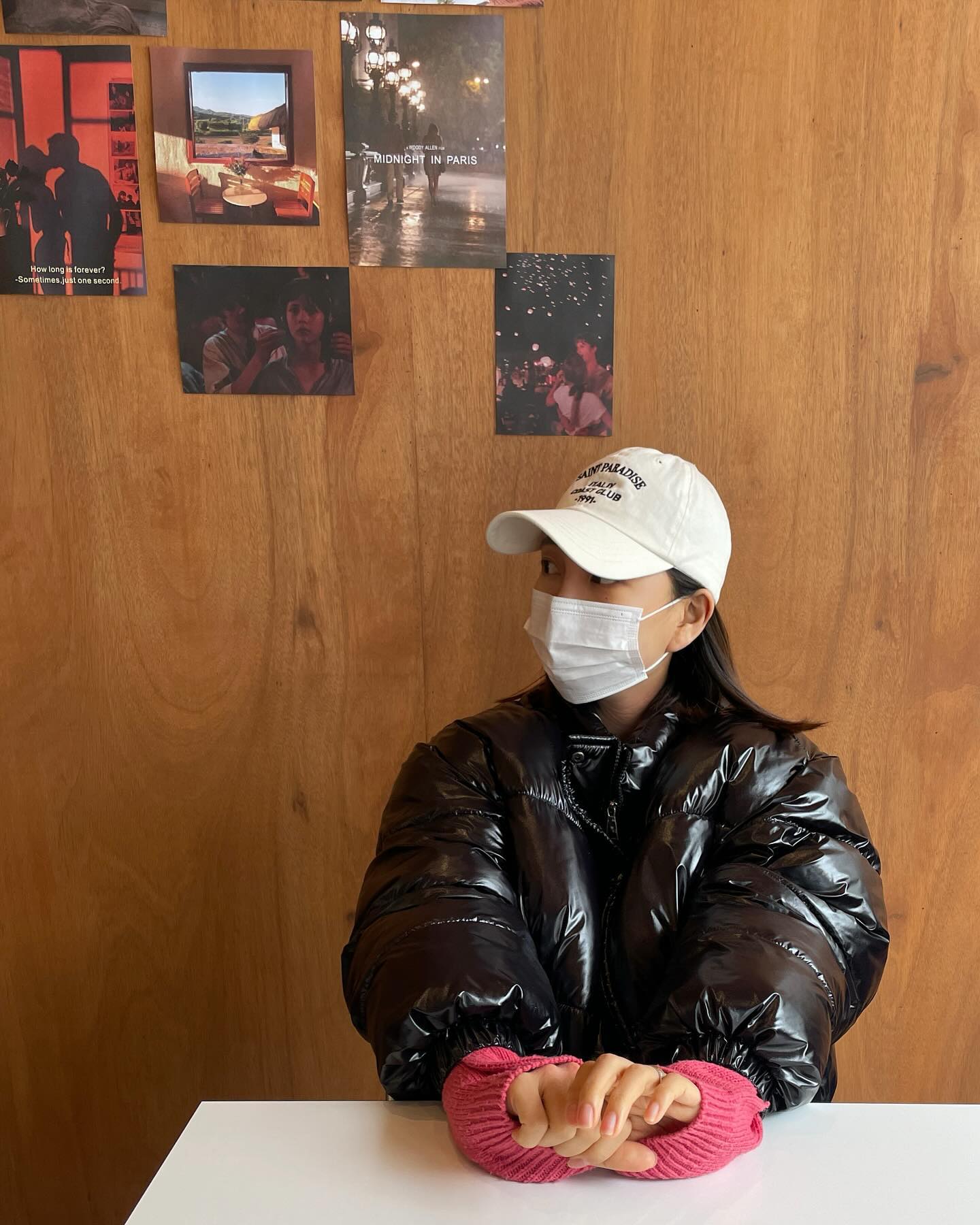 1.오랜만에 사진좀 찍어달라니까..
2.정사각형 테이블을 직사각형 만들어줌.^^
3.셀카나 찍자 했는디 쌩얼이라 마스크 하하ㅏㅏ😷
4.진짜 버거애는 버거맛집 .. 🍔!!!!!!!! 최고임!