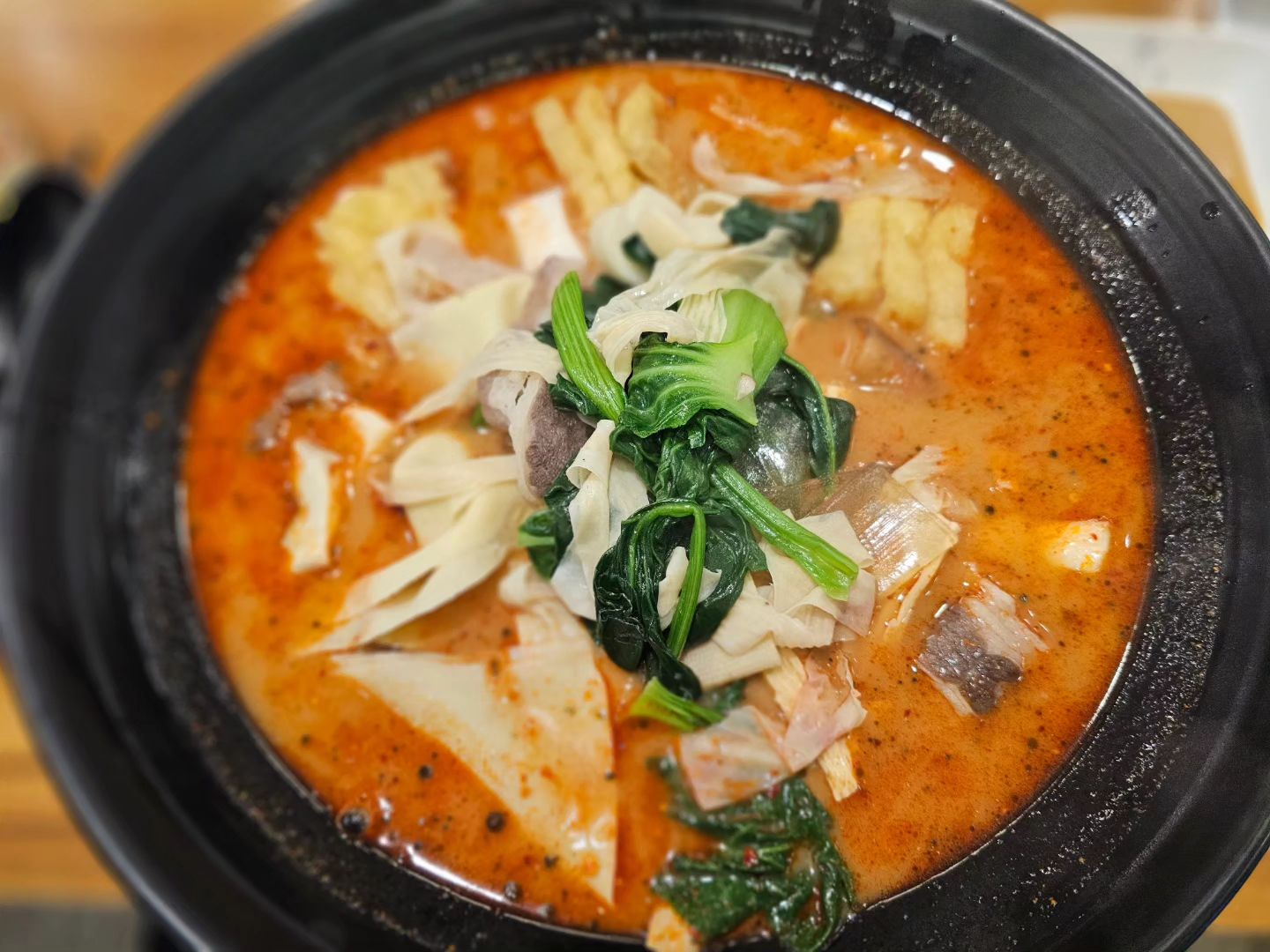 늦퇴 메이트 언냐랑 퇴근 후 만나서 간 마라탕 맛집 라공방 🍜
퇴근을 늦게 하니깐 놀 수 있는 시간이 짧았지만 알차게 재미있게 놀았다아아아아아아아 😎
.
.
.
.
.
.
.
.
.
.
#라공방 #마라탕 #마라탕맛집 #강남맛집추천 #강남맛집 #강남역맛집 #맛집스타그램 #맛스타그램 #마스타 #맛있다그램 #맛있어 #먹방 #취향저격 #냠냠 #instafood #foodstagram #food #맛있다 #냠냠쩝쩝 #오늘뭐먹지 #꿀맛 #존맛 #존맛탱 #핵존맛 #먹스타그램 #먹스타 #맛집탐방 #맛집그램