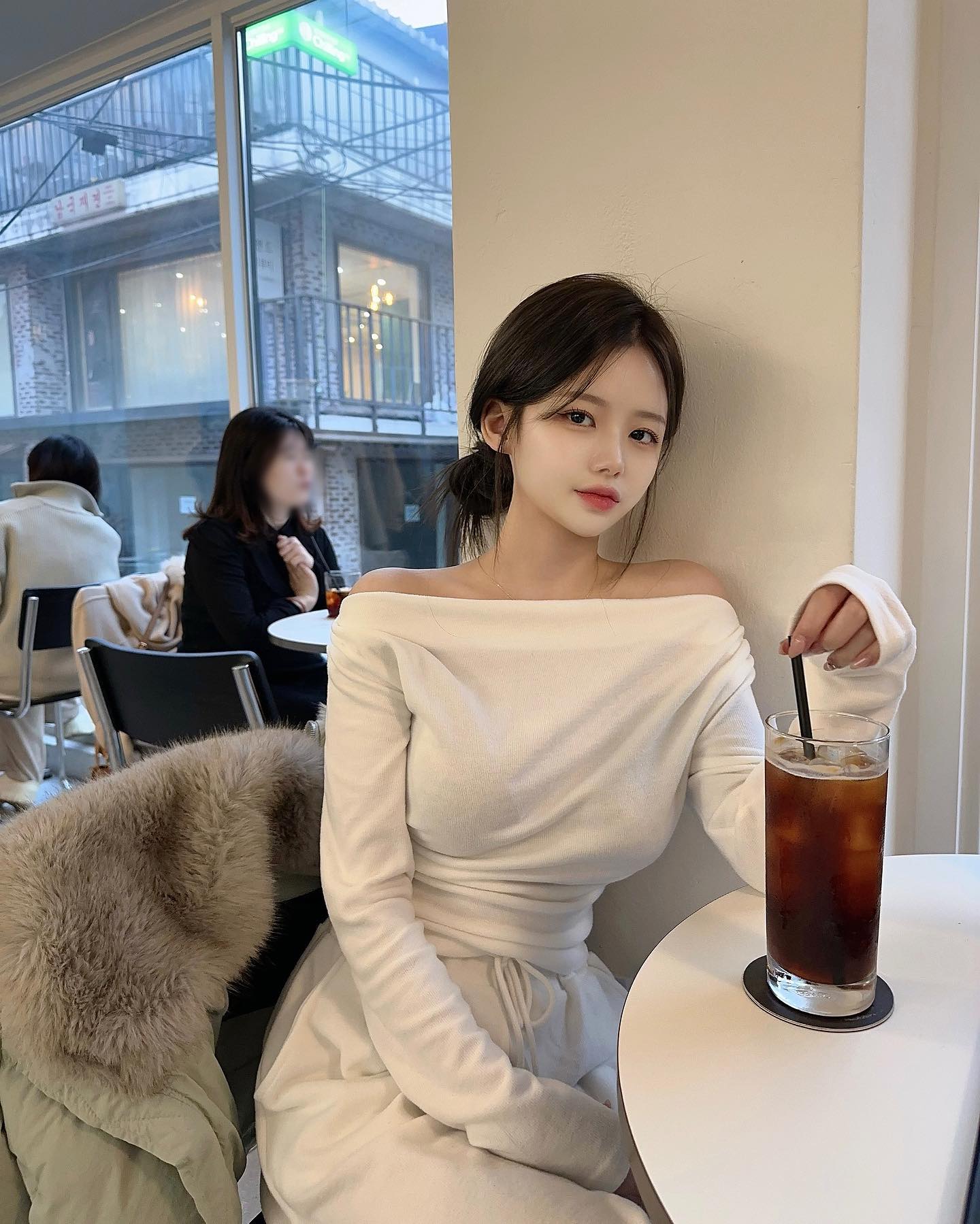 톤다운 염색으루 기분전환 했지요오🤭🤍