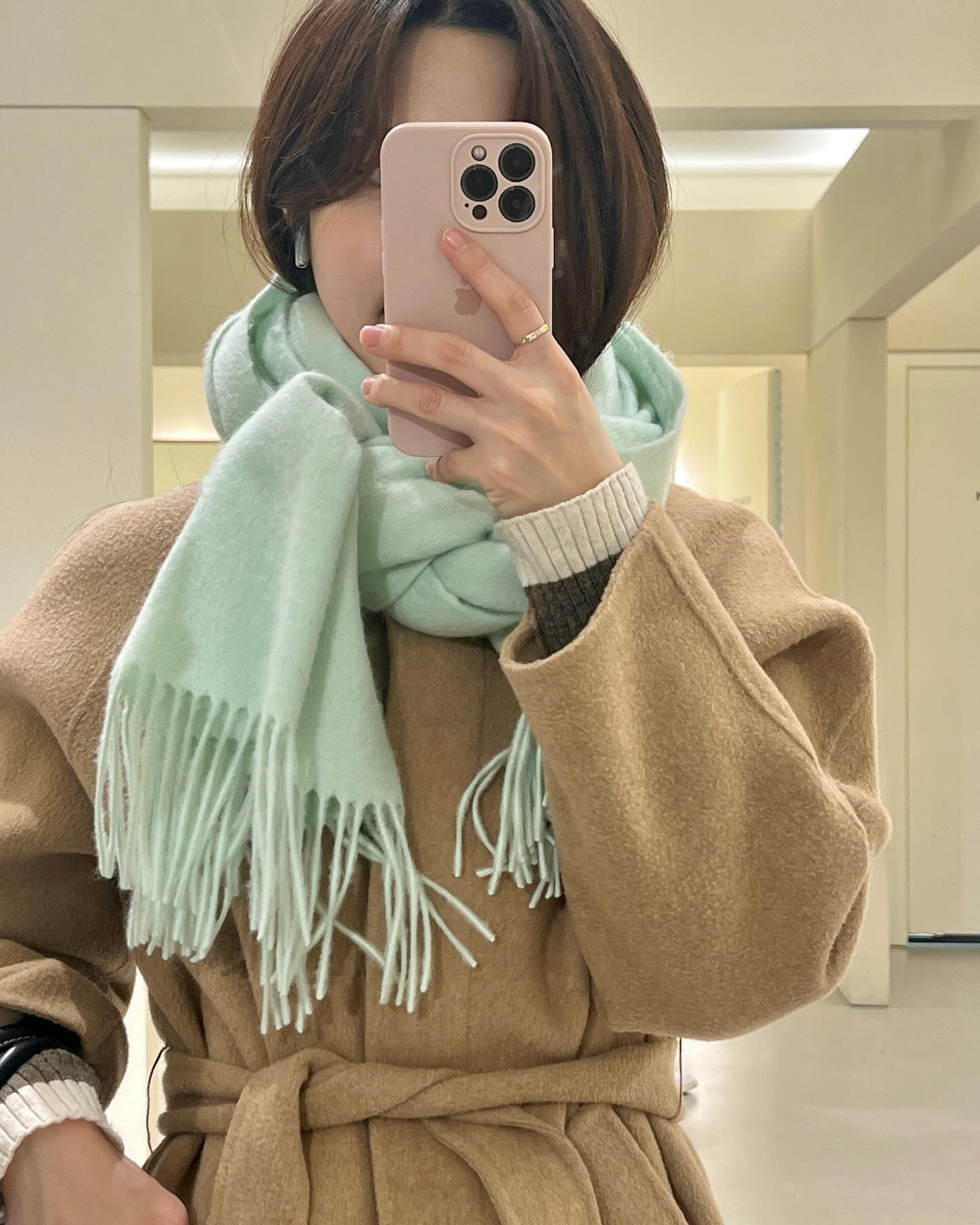나의 2023 
10장으론 턱 없이 부족하지만 , 
내년에도 초록불처럼 뻥뻥 뚫리길  દ ᵕ̈ ૩

🧚🏻🤍
