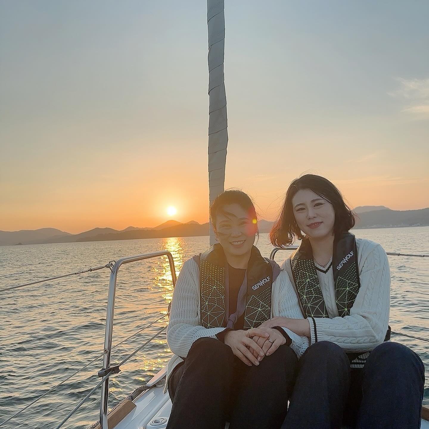 엄마랑 꼭 같이 보고싶었던 바다 위 선셋🧡