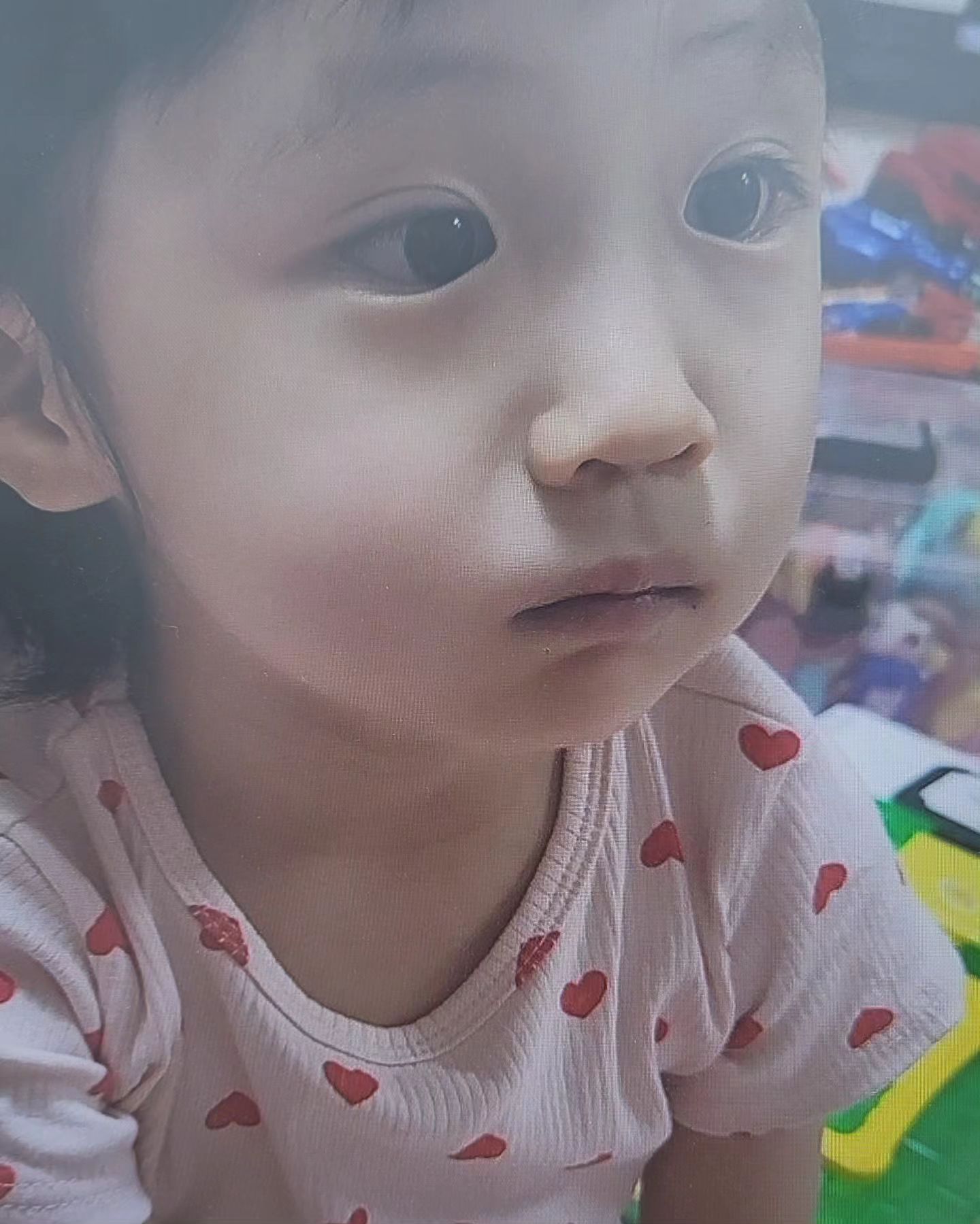 #월요일
명절전이기도하고 월요일에 말일까지
너무나 바쁘고 정신없고 힘든시점
컴퓨터 화면을 보는데 힘을 낼수밖에 없는 원동력♡ 내가 딸을 낳았나싶을 정도로 이쁜내아들♡

#엄만너때문에힘을내 #7살 #딸같은아들 #도치맘