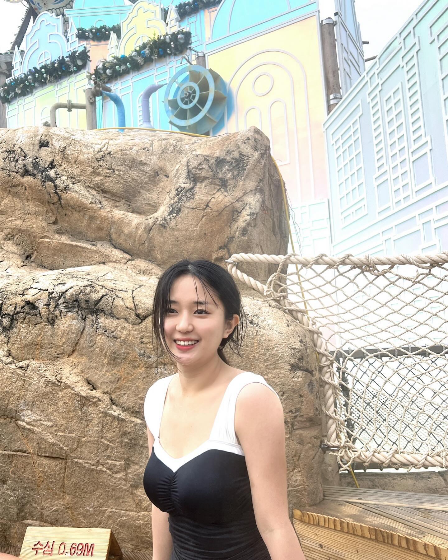 역시 겨울엔 캐비지

오늘의찍사 w__zero 감사해요잉~ 🥰

#캐리비안베이 #캐비 #수영장