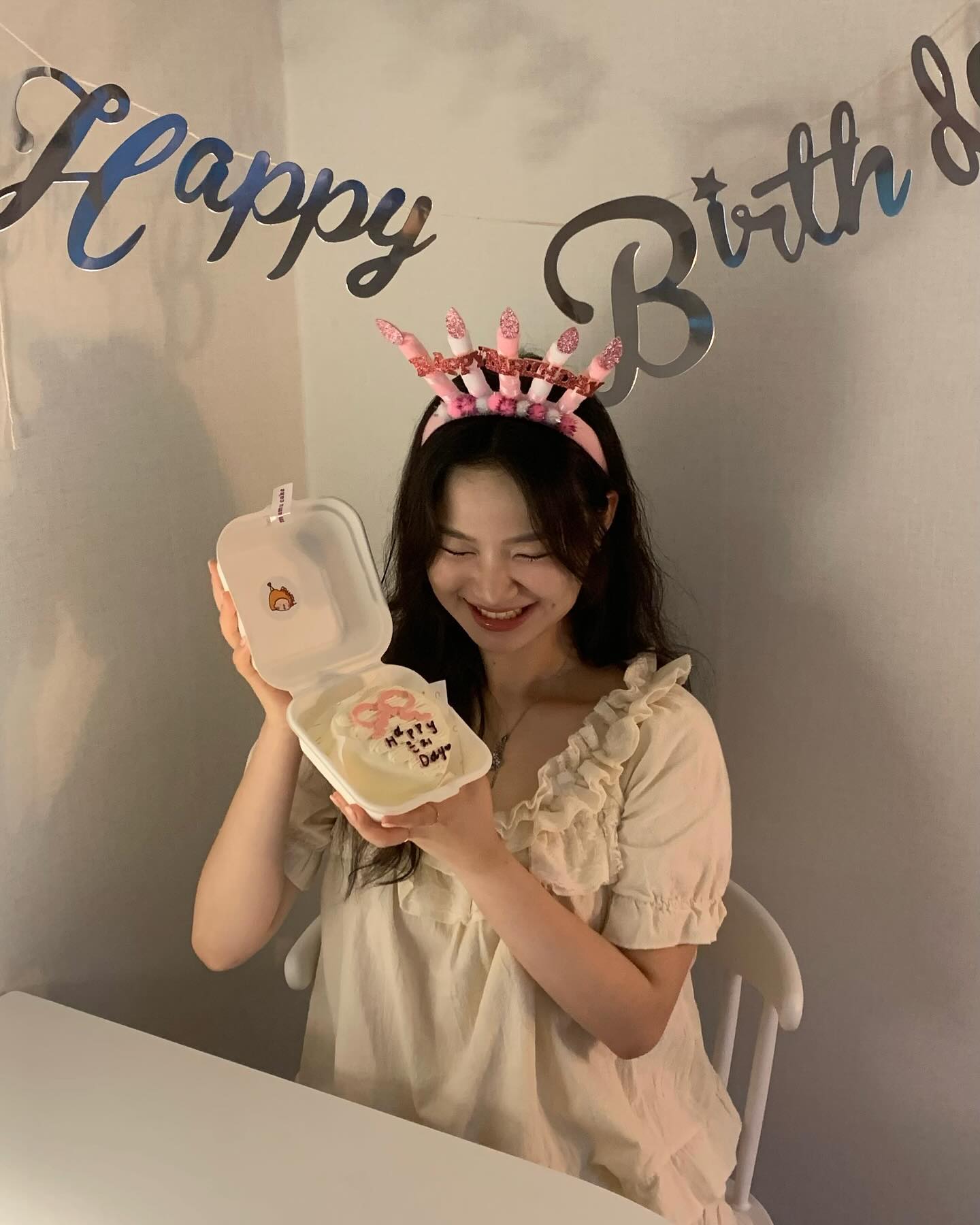 정확히 한 달 동안 행복했던 스물하나 생일ᯓᡣ𐭩 #HBD