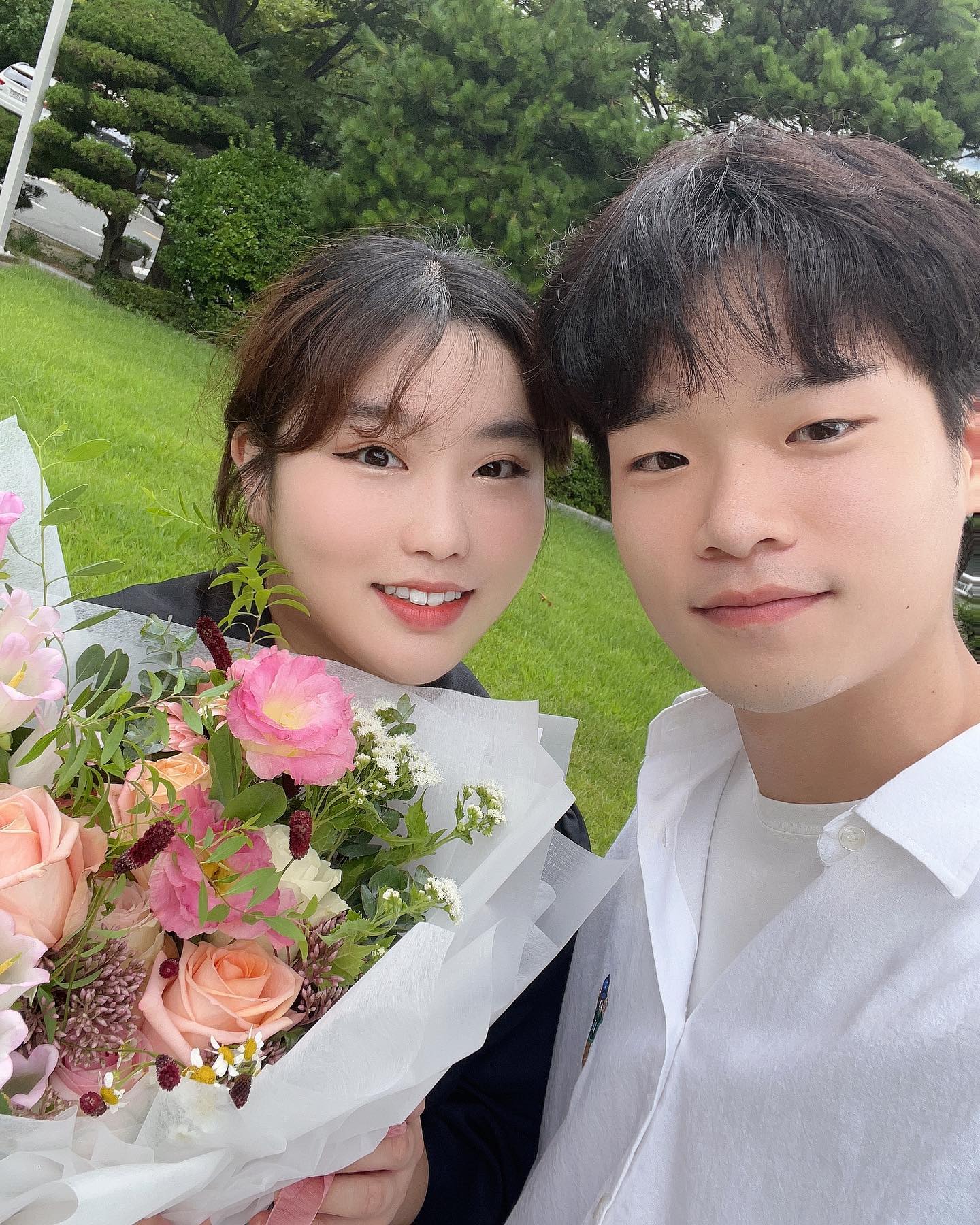 졸업🎓
.
.
2019~2023🫶🏻