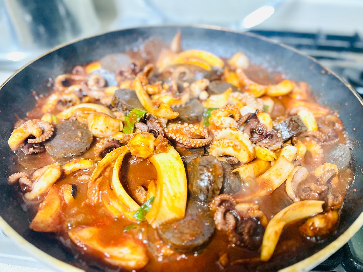 ,
모아프리마켓
야들한쭈꾸미 , 껍질없는순대 
순대 🧆 쭈꾸미볶음 🐙
,
협찬 아님 내돈내산😁
,
#아이폰13 #아이폰13promax #아이폰카메라 #아이폰 #투아들맘 #투아들맘일상 #일상 #데일리 #팔로우 #팔로워 #주부 #맞팔 #선팔 #셀피 #일상 #좋튀 #좋반 #일광 #일광프리마켓 #프리마켓셀러모집