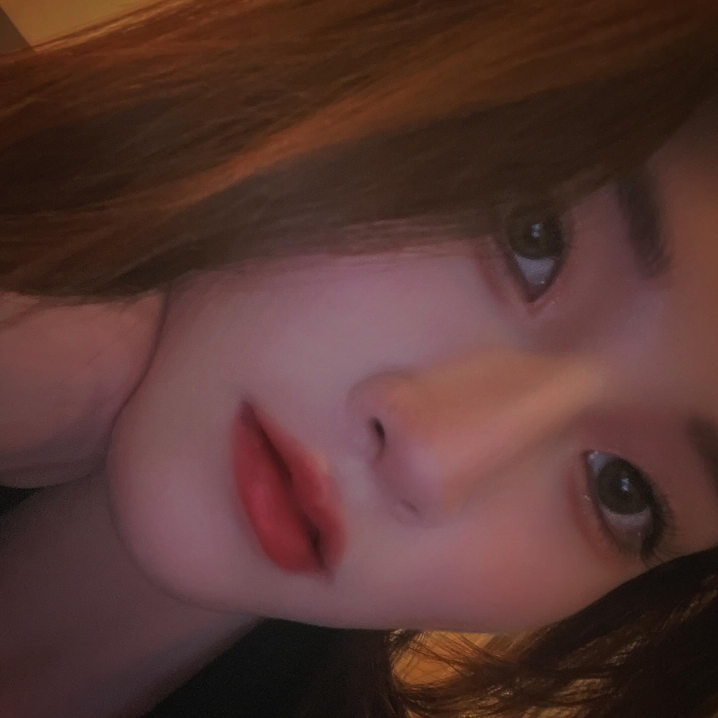 caffe.slow_step 
매장명: 슬로스텝 (Slow_Step)
위치: 서울 종로구 대학로8가길 89 3층 카페 슬로스텝

오랜만에 정말 간만에 힐링 ෆ 분위기 좋은 대학로 데이트!
상큼한 자몽이 시그니처인 이곳 ㅎㅎ 따뜻한 조명에 넓직하고 조용한 카페입니다. 누워서 쉴 수 있는 공간까지 구비되어 있었어요~ 테라스도 있으니 따뜻해지면 재방문 100% 잘 쉬다 갑니다 🧡
•
•
•
#협찬 #메뉴제공 #대학로카페 #테라스카페 #케이크맛집 #자몽맛집 #맛스타그램 #슬로스텝 #대학로카페 #꿀자몽 #대학로나들이 #혜화나들이 #마로니에공원 #카페그램 #디저트그램 #좋아요 #맞팔해요 #좋아요반사 #좋반 #소통 #댓글환영 #댓글반사