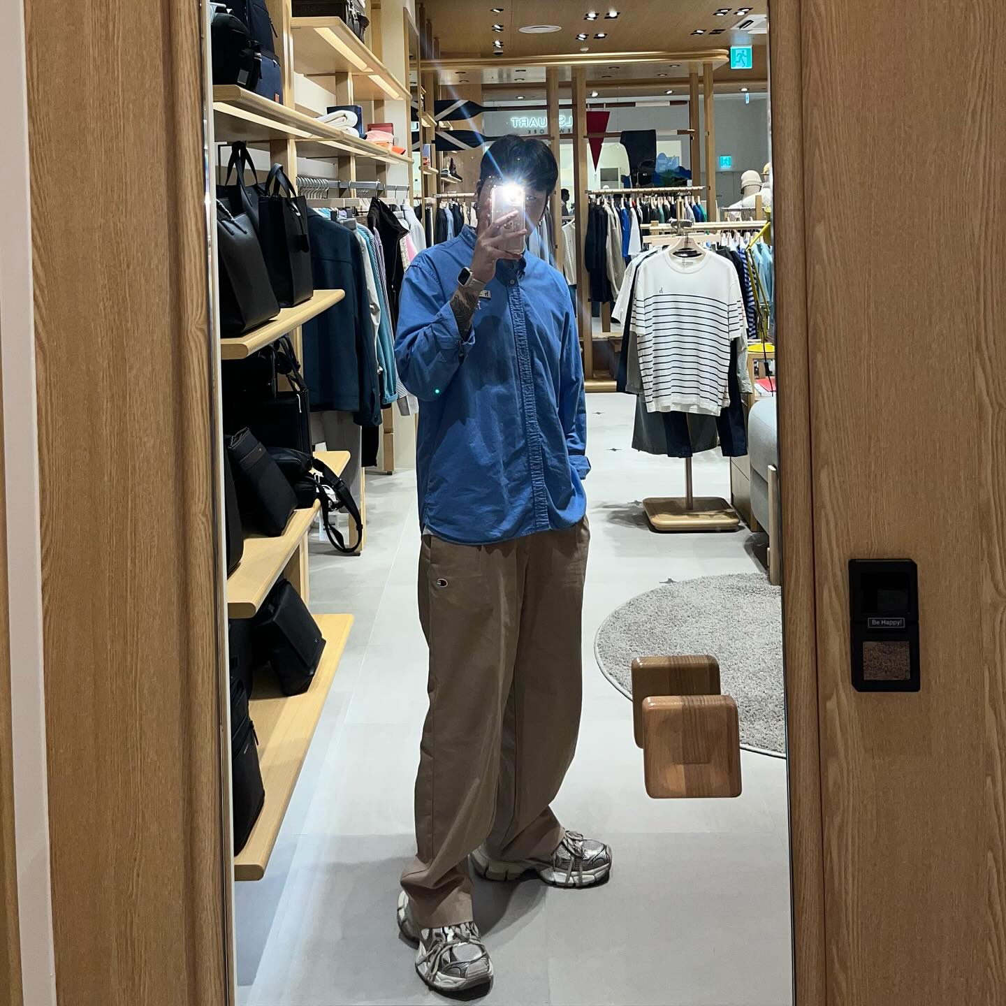 출근-퇴근-술😵
⠀

⠀
⠀
⠀
—#첫줄 
#following #f4f #followforfollowback 
#likeforfollow #likeforlikes #selfie ⠀
#selca #ootd #daily #fashion 
#데일리 #소통 #좋아요반사 #좋반 
#셀카 #셀피 #얼스타그램 #셀스타그램
#패션계정맞팔 #데일리그램 #스투시
#맞팔 #나이키#조던1#3xl#된장포스