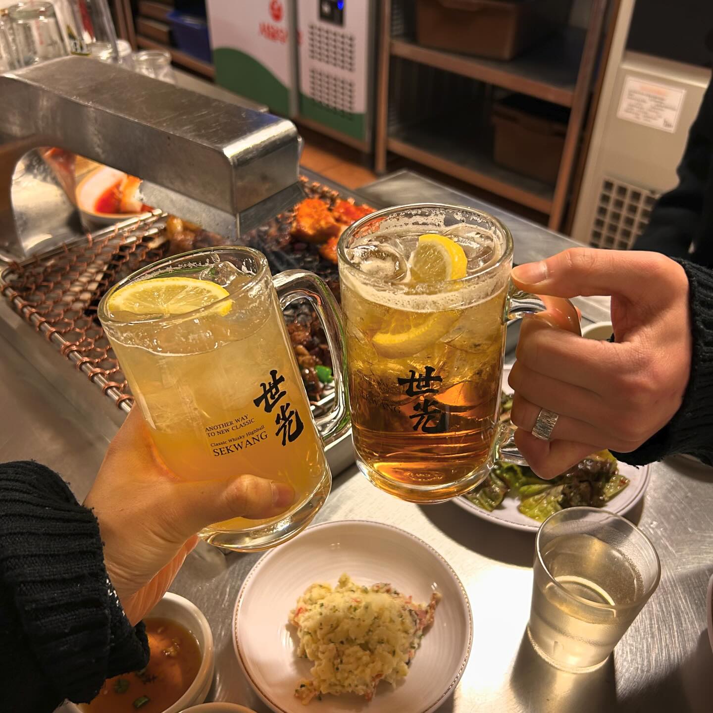 오늘도 짠🍻
다시먹고싶은 양대창✨💖
요새 대창쭈꾸미, 대창구이등등 
대창에 빠져서 그 유명하다는 
세광양대창도 다녀왔다✨

대표메뉴는 숯불에 구워주셔서 
입에서 눈물나오는건 물론 
얼그레이 하이볼 맛집이였음 👏😭
기본반찬인 순두부찌개도 존맛
밥도 잘하는 집,,🍚💕
그냥 실패없음 맛집임 
.
.
#세광양대창 #대창 #존맛 #먹스타그램 #노포맛집 #느낌 #양대창 #저녁데이트 #구디맛집 #구로디지털단지맛집 #좋반 #좋아요반사 #데이트맛집 #저녁밥 #저녁 #저녁추천맛집