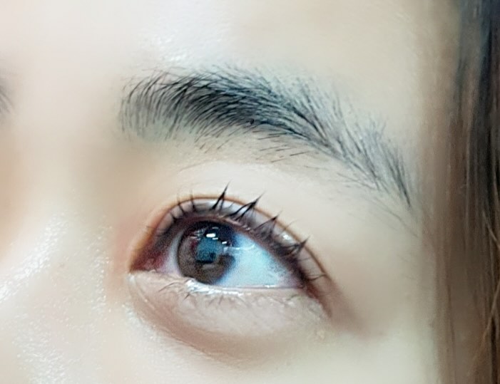 눈만 덩그러니 올리기 이상하지만👀
요새 #속눈썹펌 하니 낙타가 된 기분임ㅋ

속눈썹은 긴데 살짝 쳐진편이라서
뷰러하거나 고데기 혹은
민간요법으로 면봉을 살짝 태워서 고정시키는데
세상 편함!

🙆‍♀️바짝바짝 올려줘서 감사해요 dot_in_made