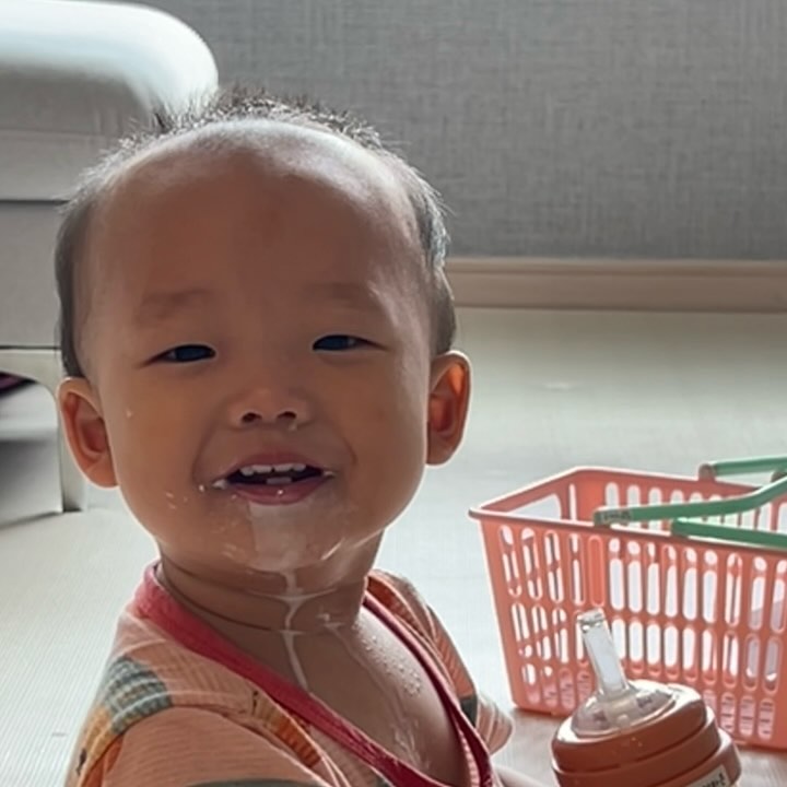 우유를 그냥 먹을 순 없는 거니 ´ཀ`
